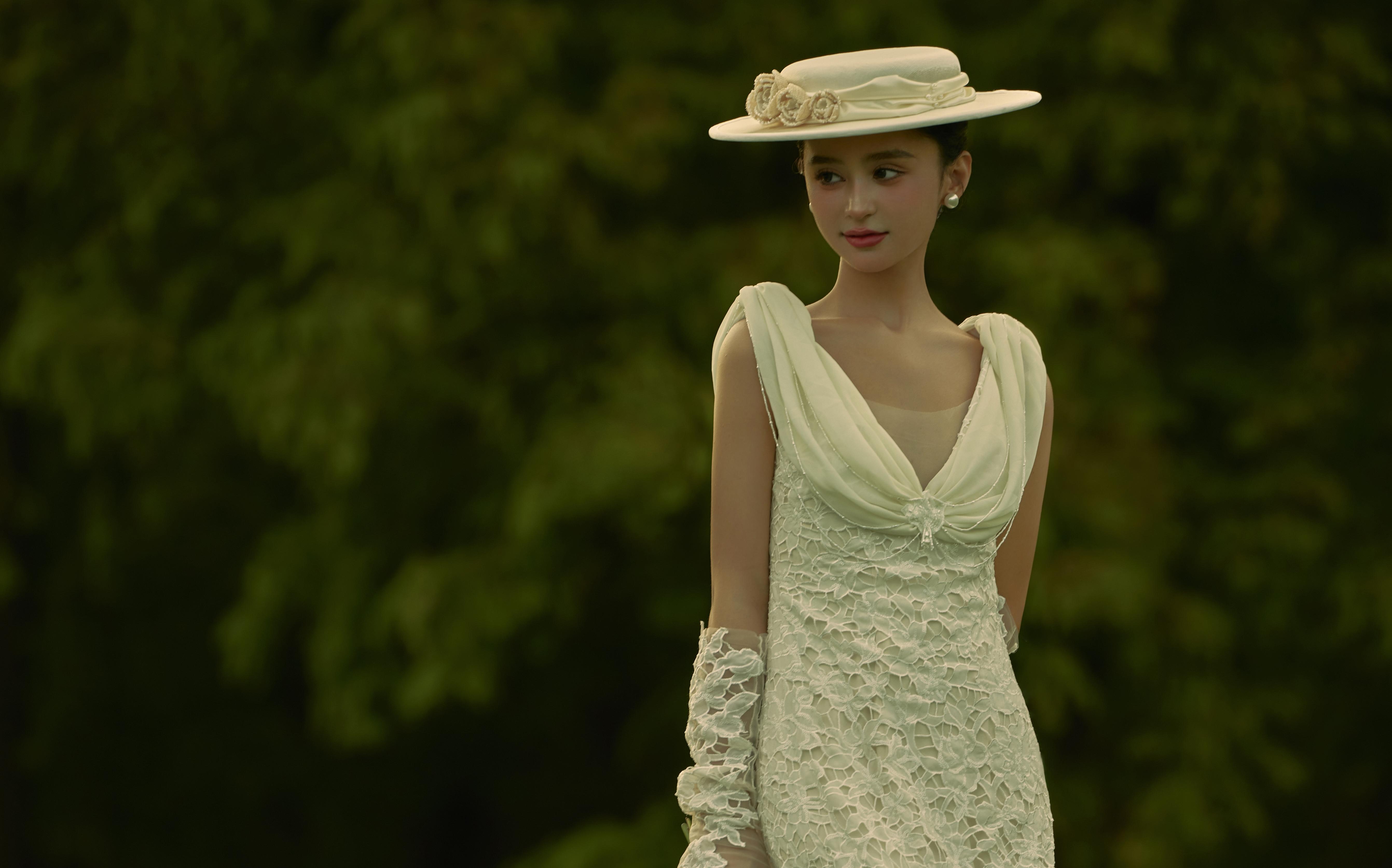 美哭！比电影还浪漫的黑色赫本风婚纱照