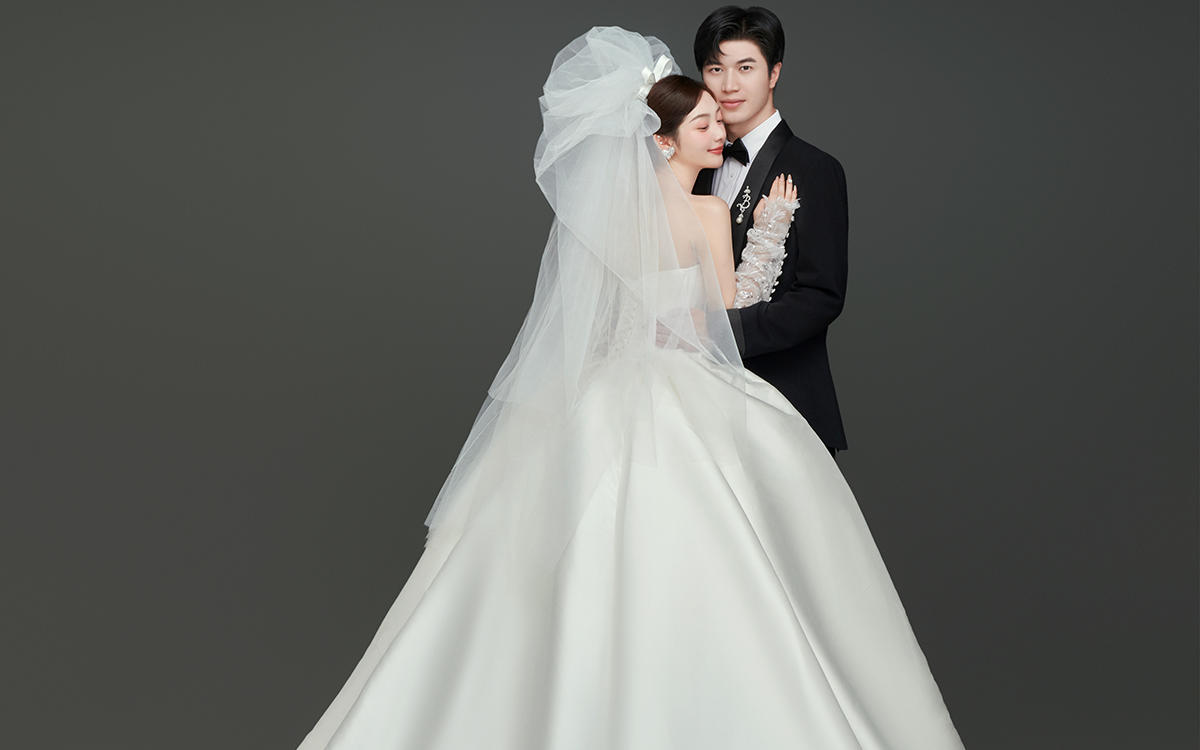 糟糕心动啦❗这就是我理想中的极简风婚纱照