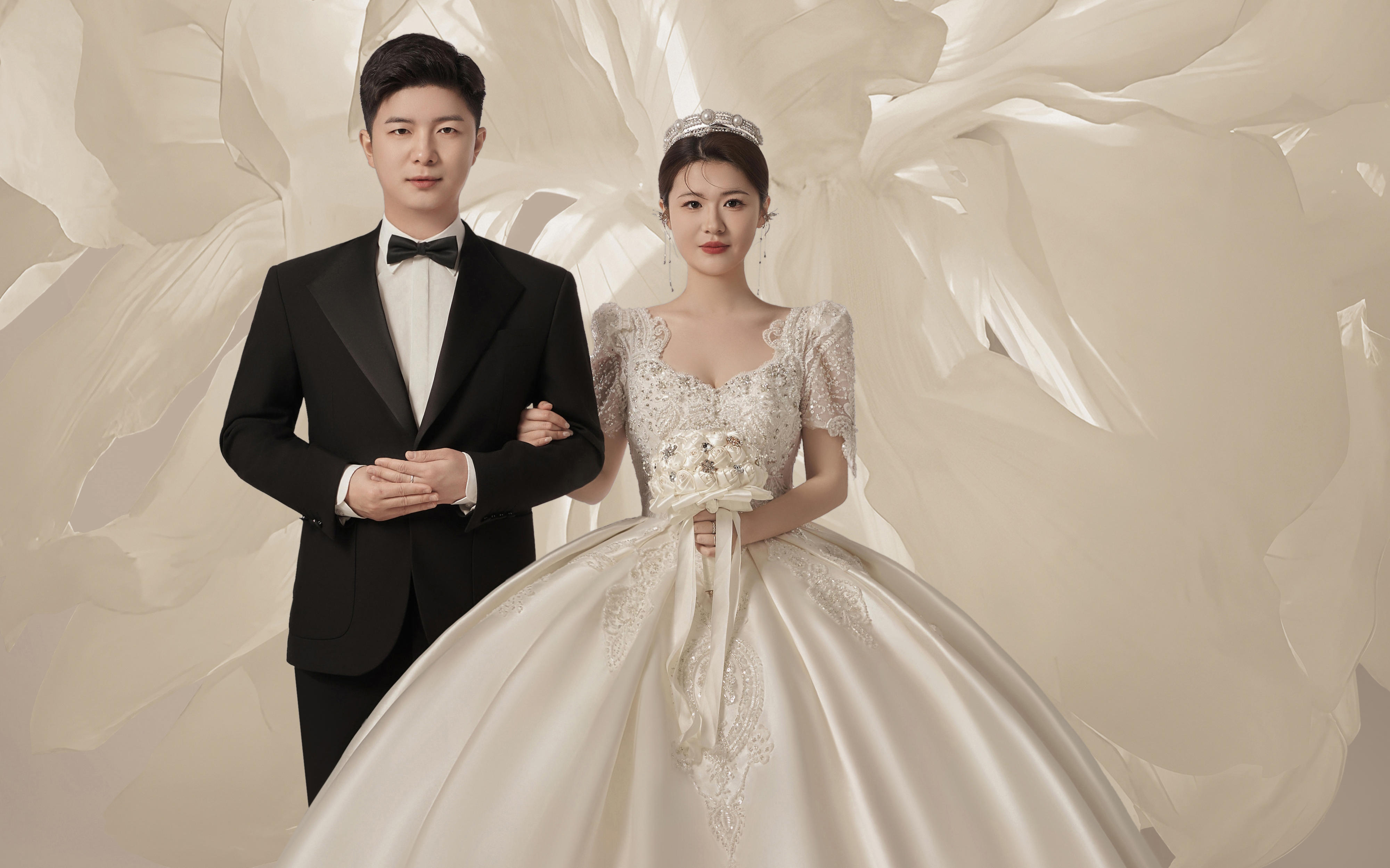 仪式感拉满的高定光影婚纱照