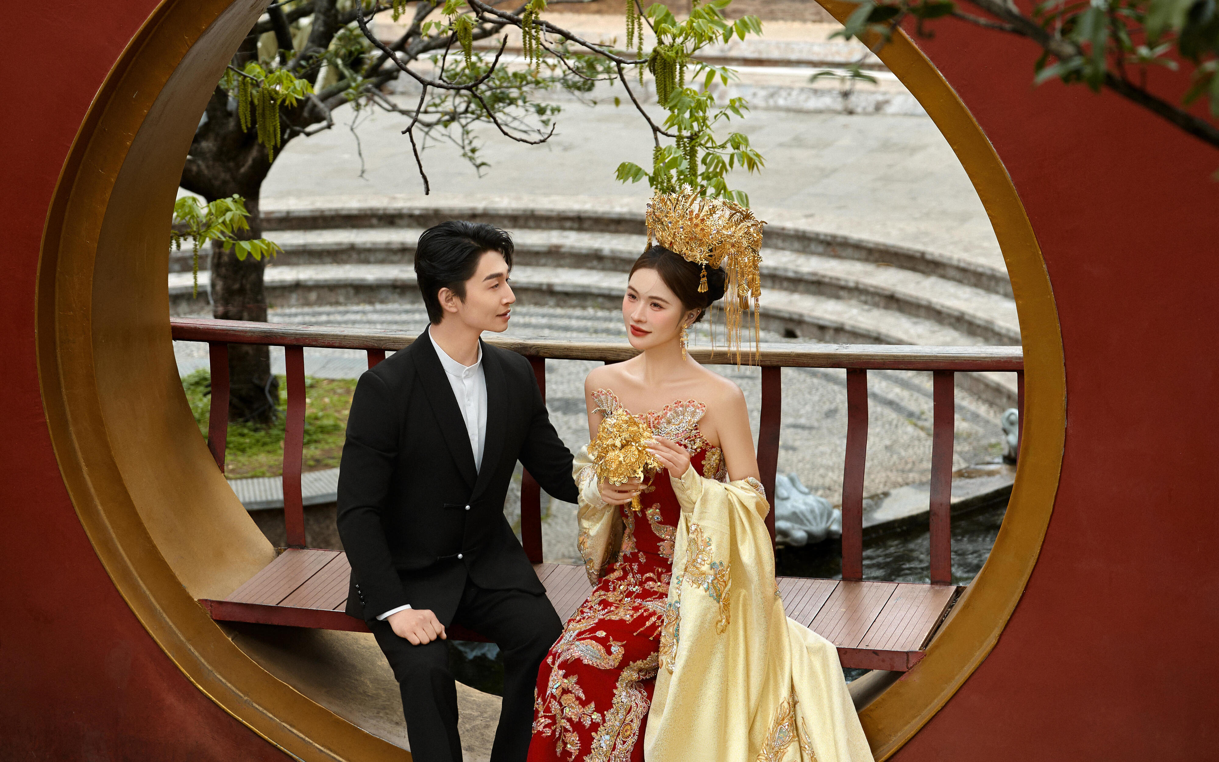 【人間富貴花 被長輩猛夸的中式高定婚紗照】