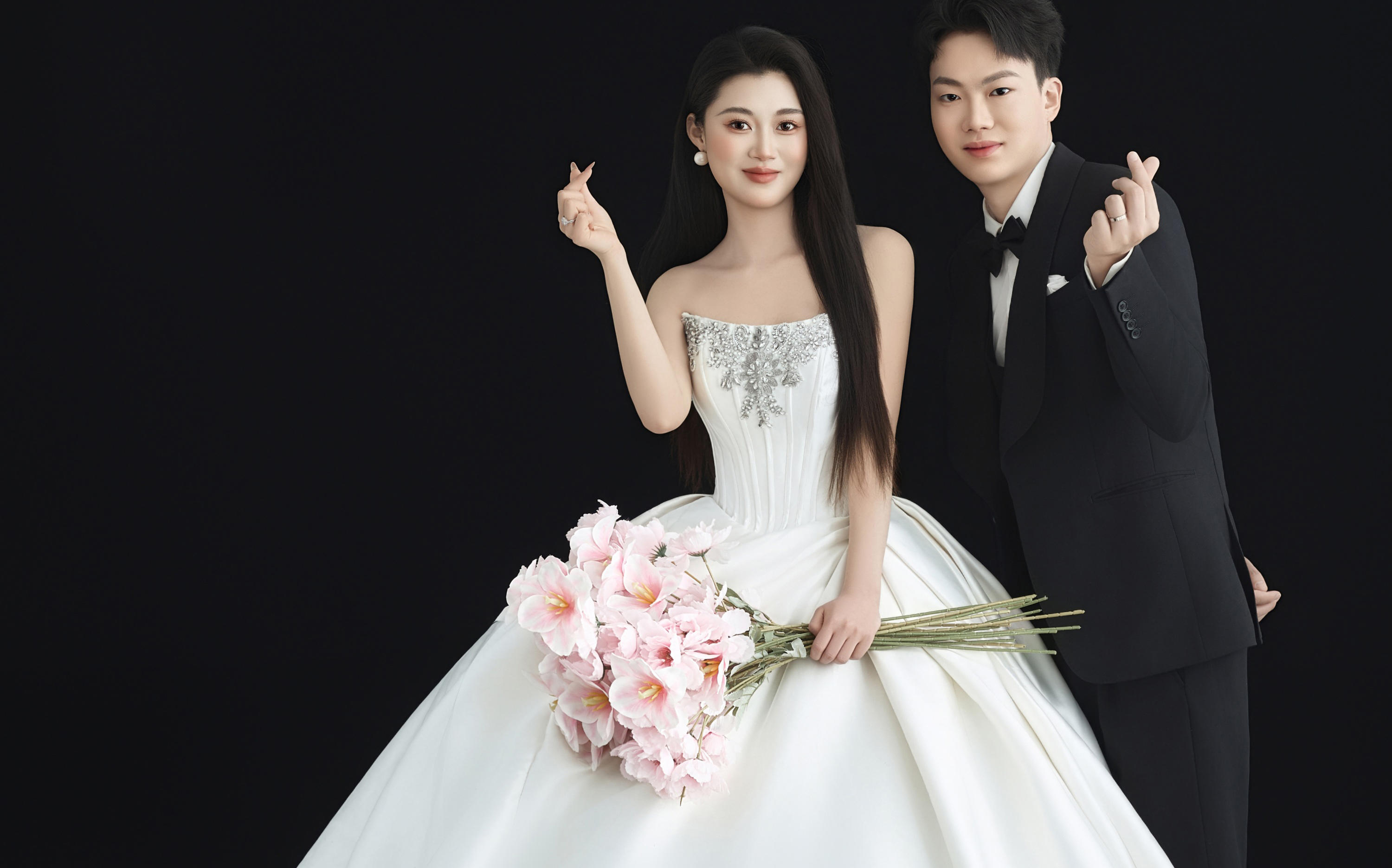 【壹家摄影】删繁就简的终 极浪漫🖤极简主纱婚照