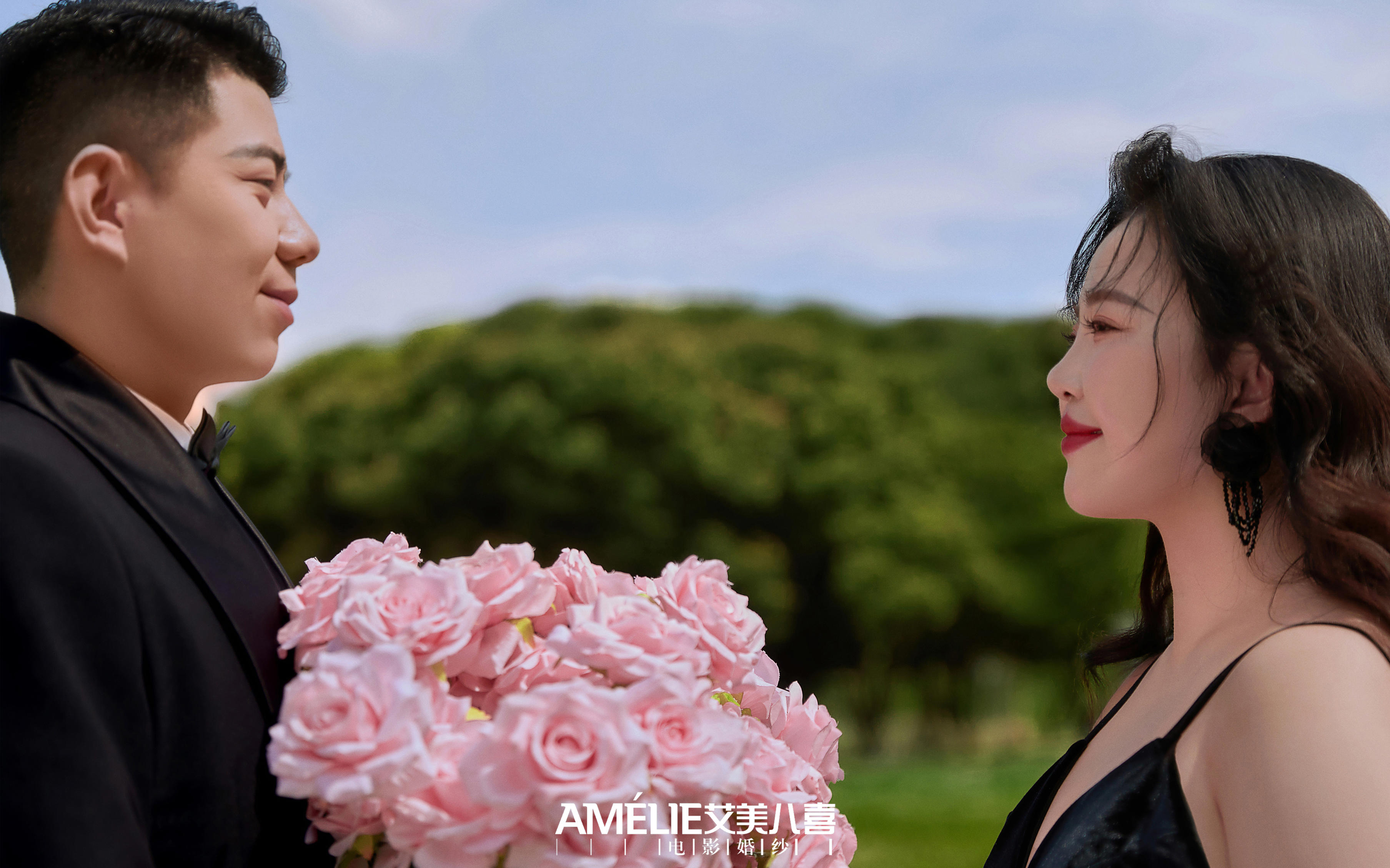 墨纱旋绿！粉花燃梦映孤美✨