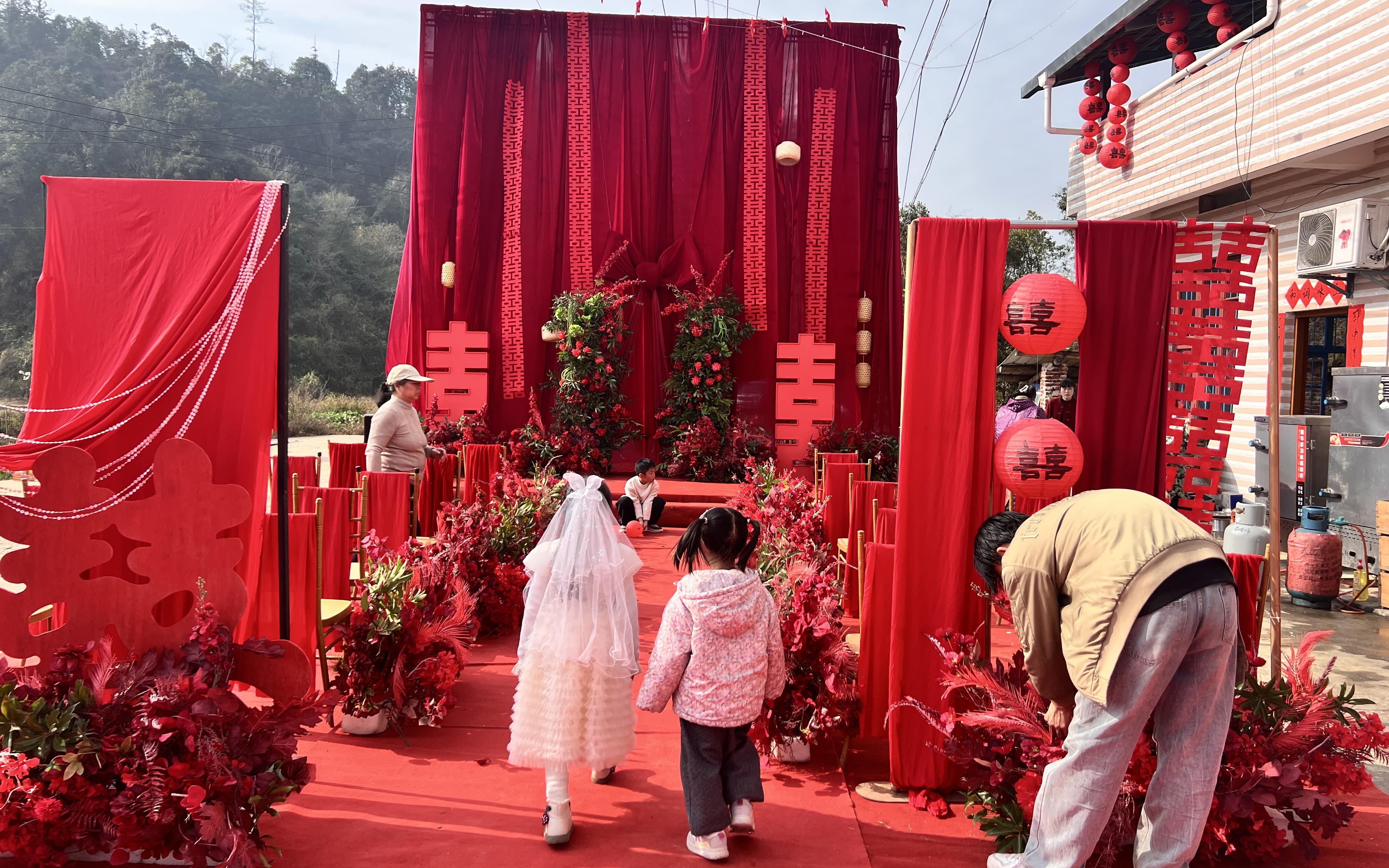 『禮成』紅幔新禧 | 紅色布幔鄉(xiāng)村戶外婚禮