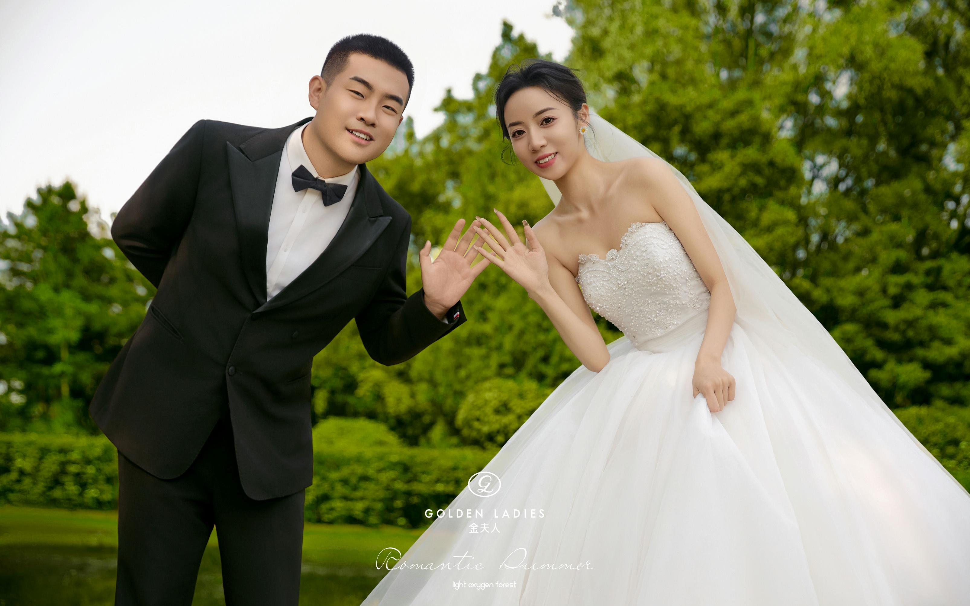 森系儀式??不經(jīng)意的紀實美草坪婚紗照
