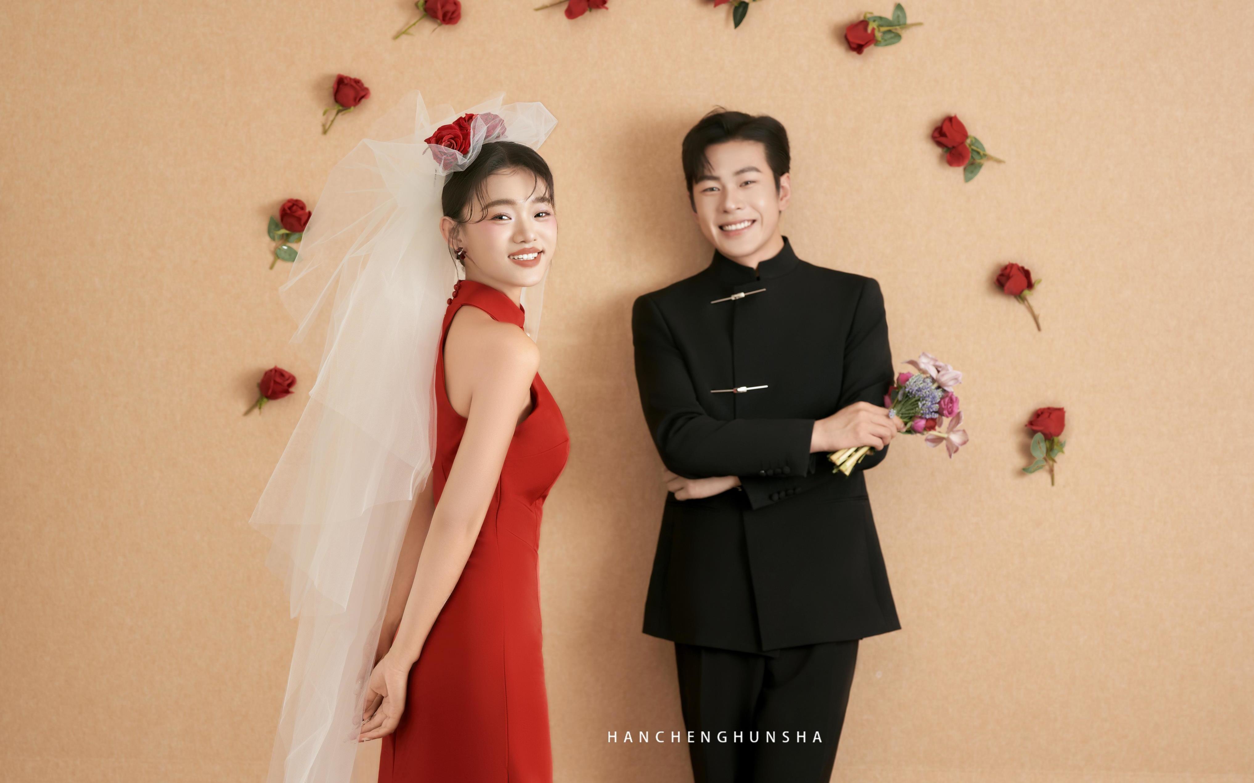 撒糖啦～🎊甜度超标的俏皮喜嫁婚纱照❤️