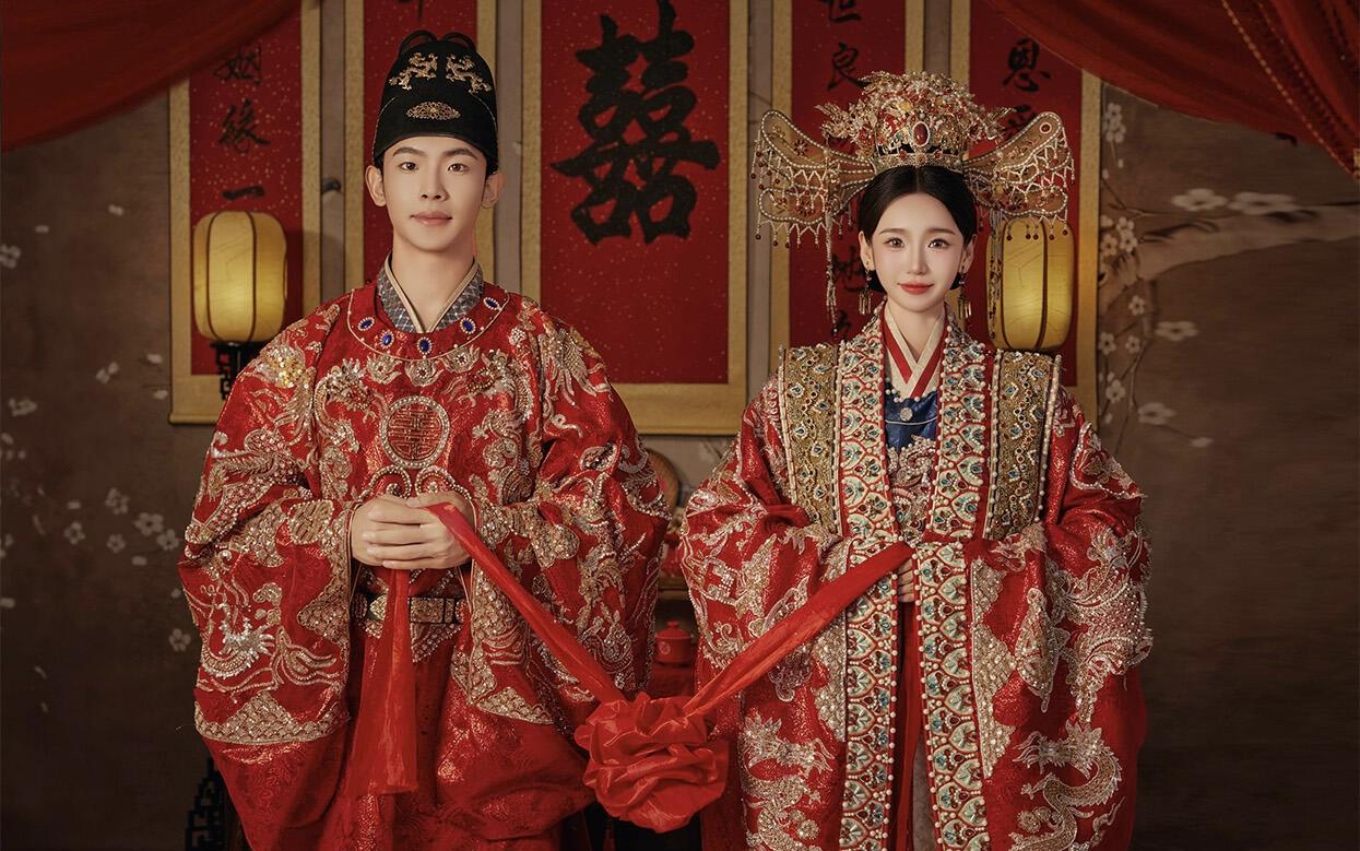 终于❗拍到了好看的汉服婚纱照