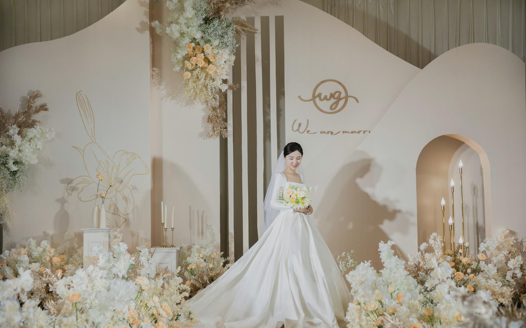 【小预算套餐】白色清新简约风婚礼主题