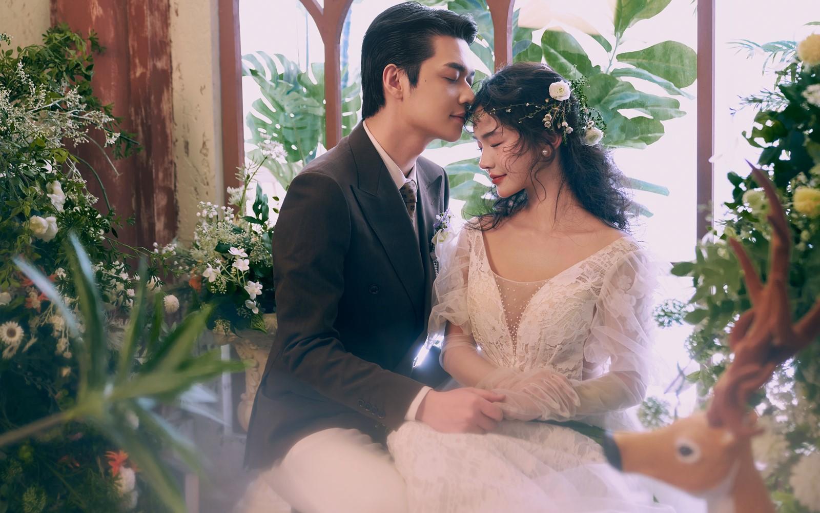 太美了太美了太美了??根本忍不住翻看吖～