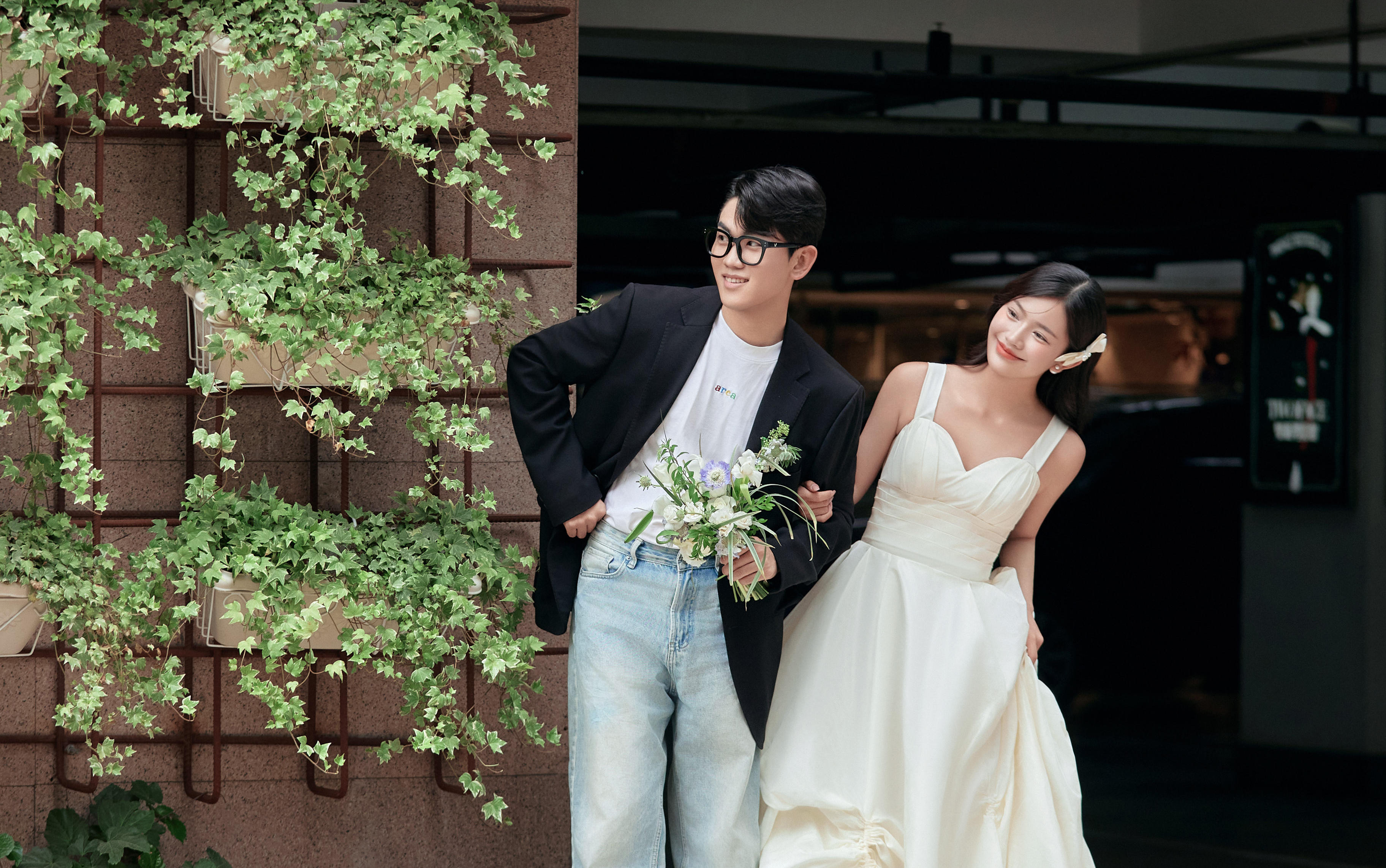 【街拍ins風婚照】記錄我們自然又吸睛的幸福時刻