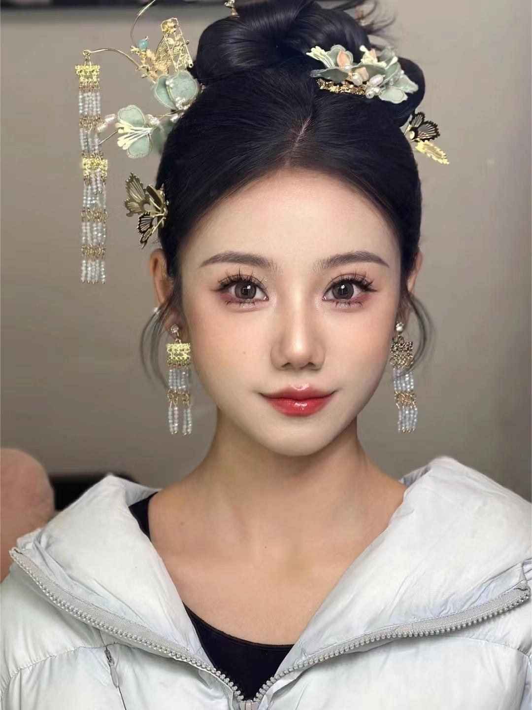 典雅秀禾妝造