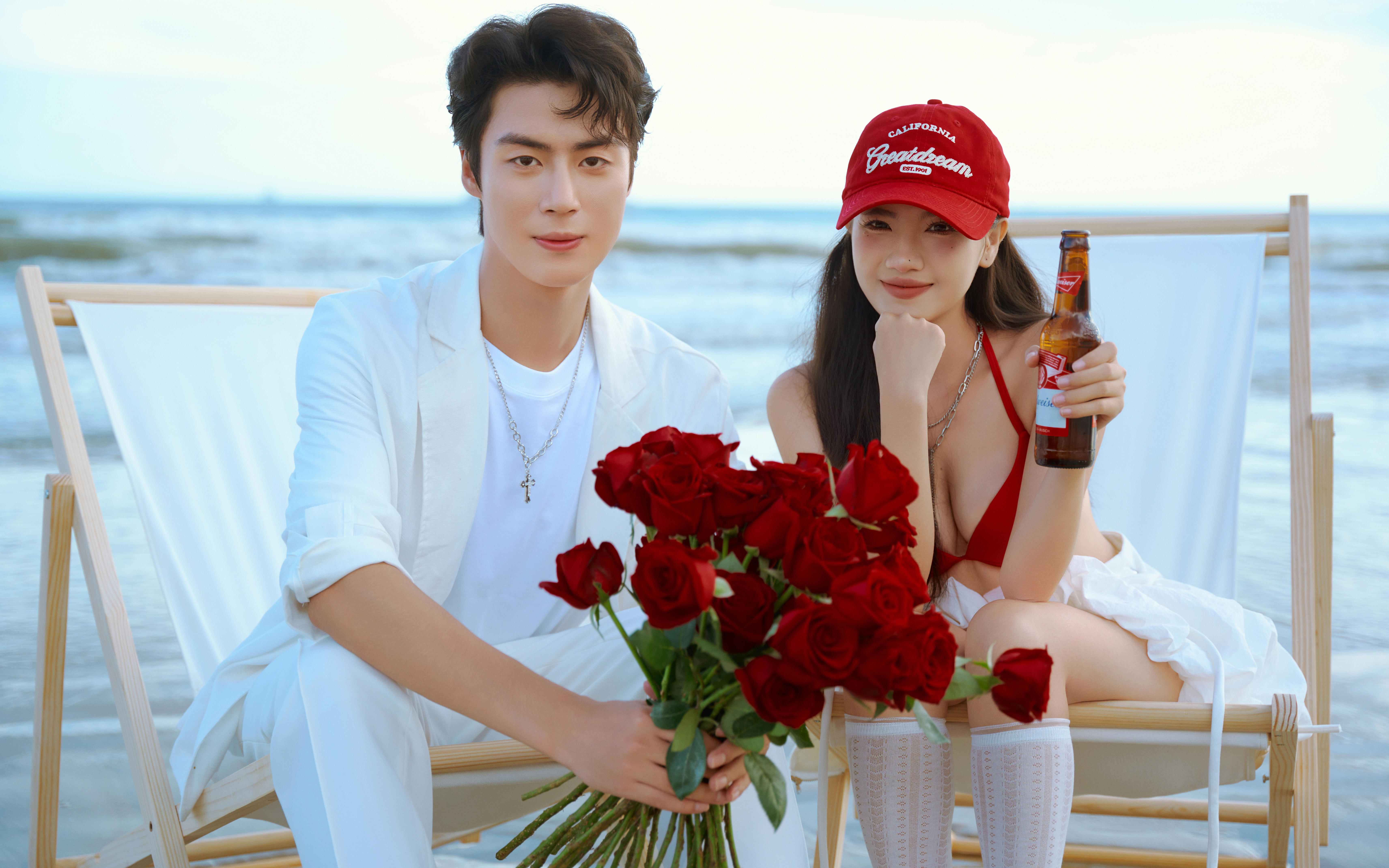 三亚沙滩便装婚纱照！海风把甜度吹到超标✨