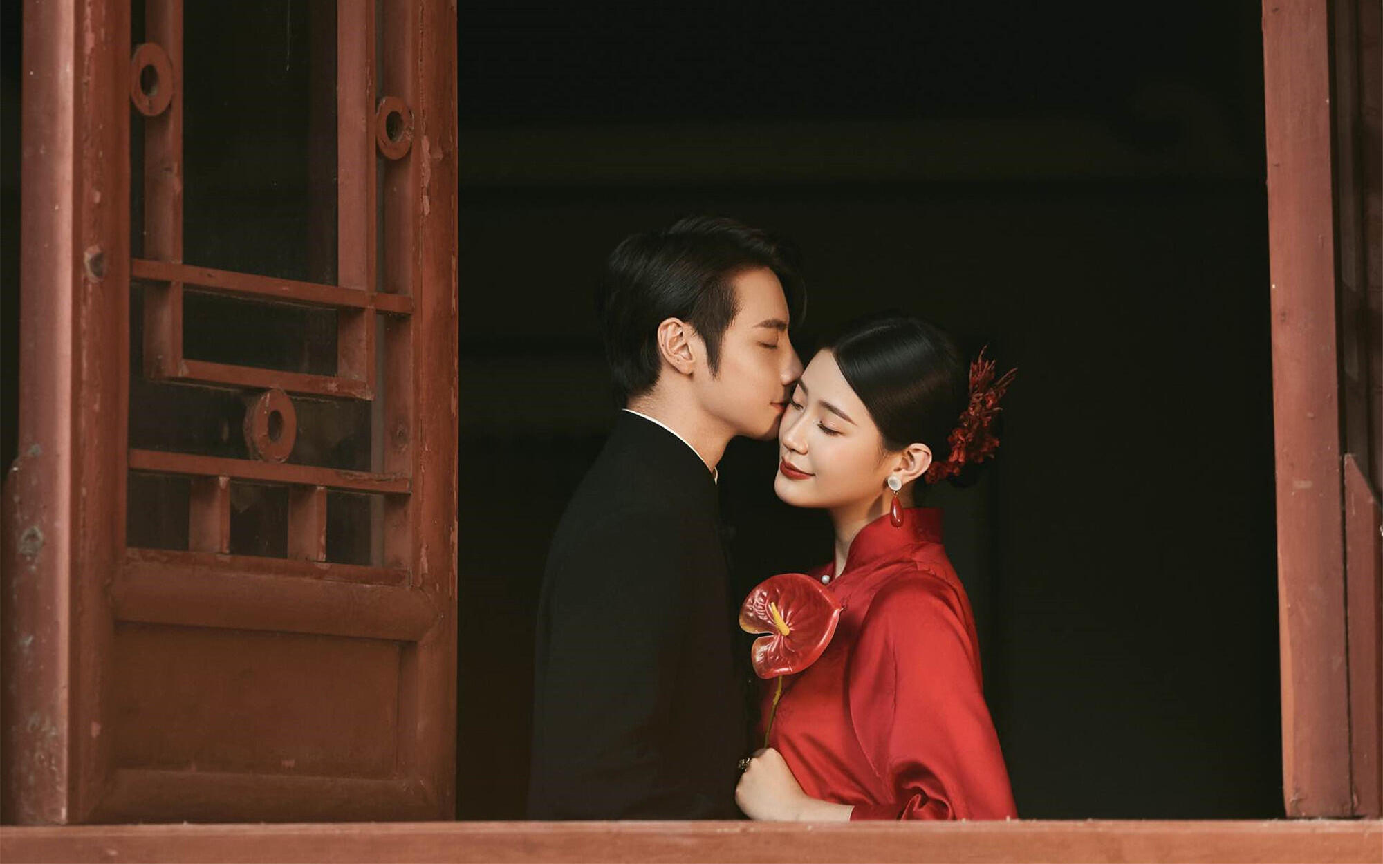 【一眼就驚艷 被夸爆的新中式園林婚紗照】