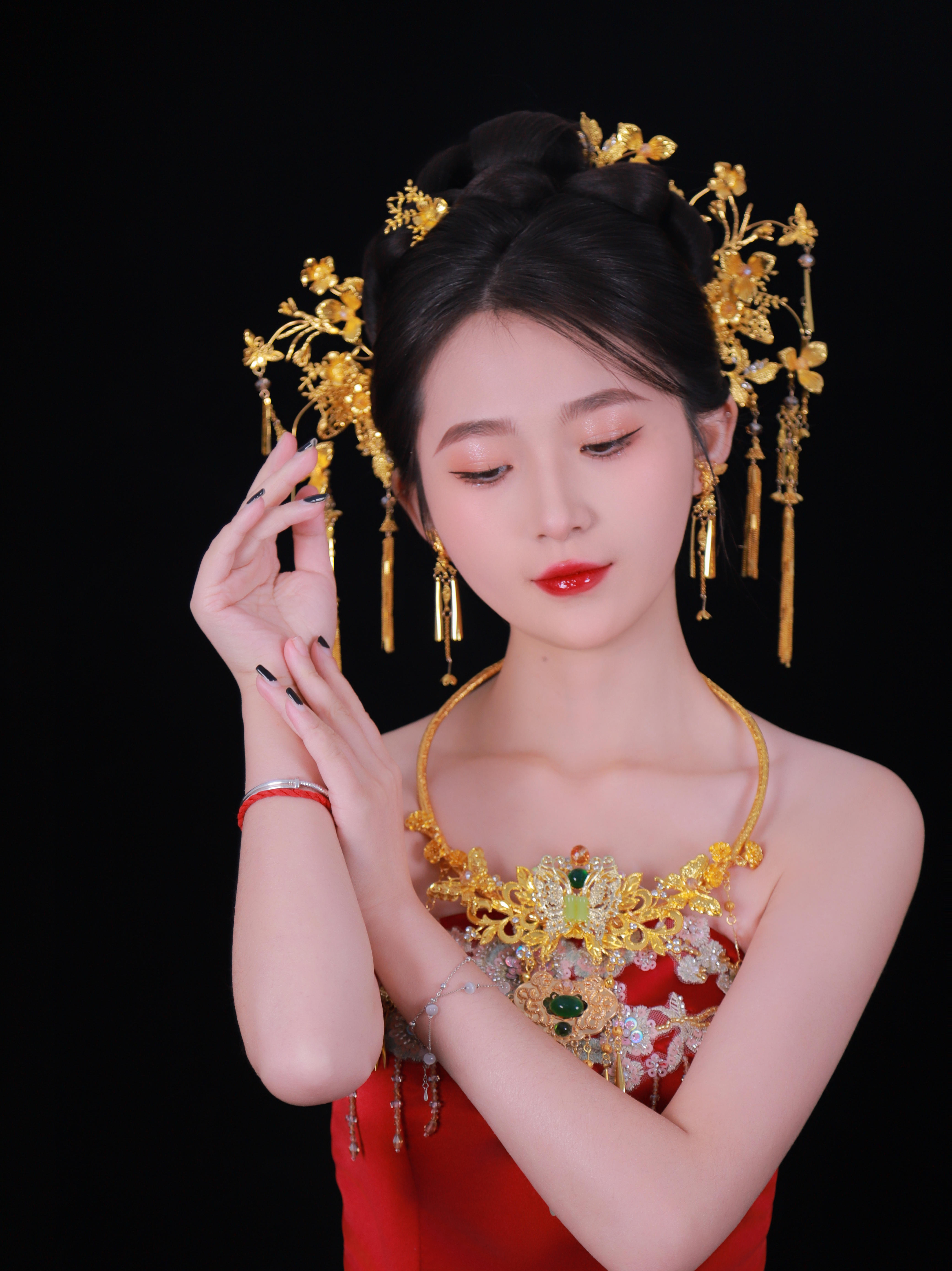 新中式礼服造型