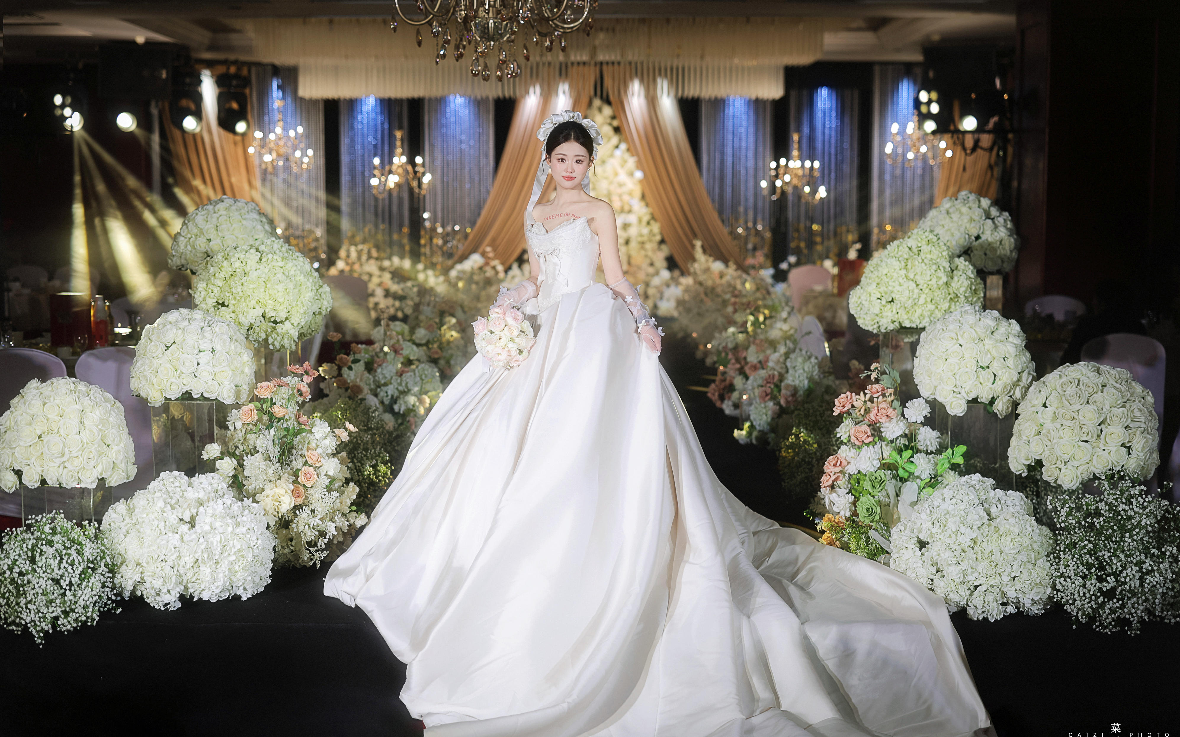 香槟金欧式宫廷风婚礼