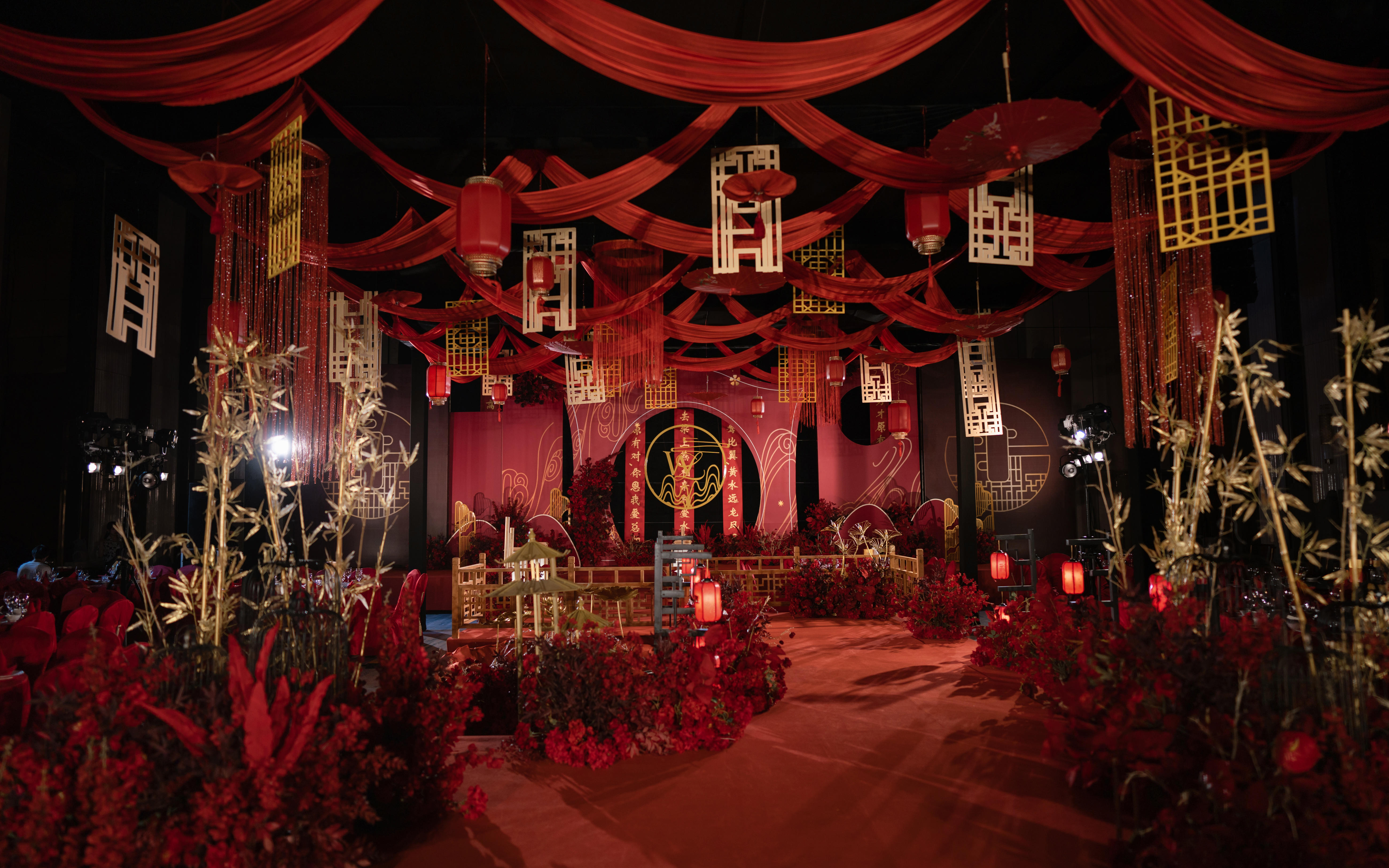 红色中式传统婚礼  