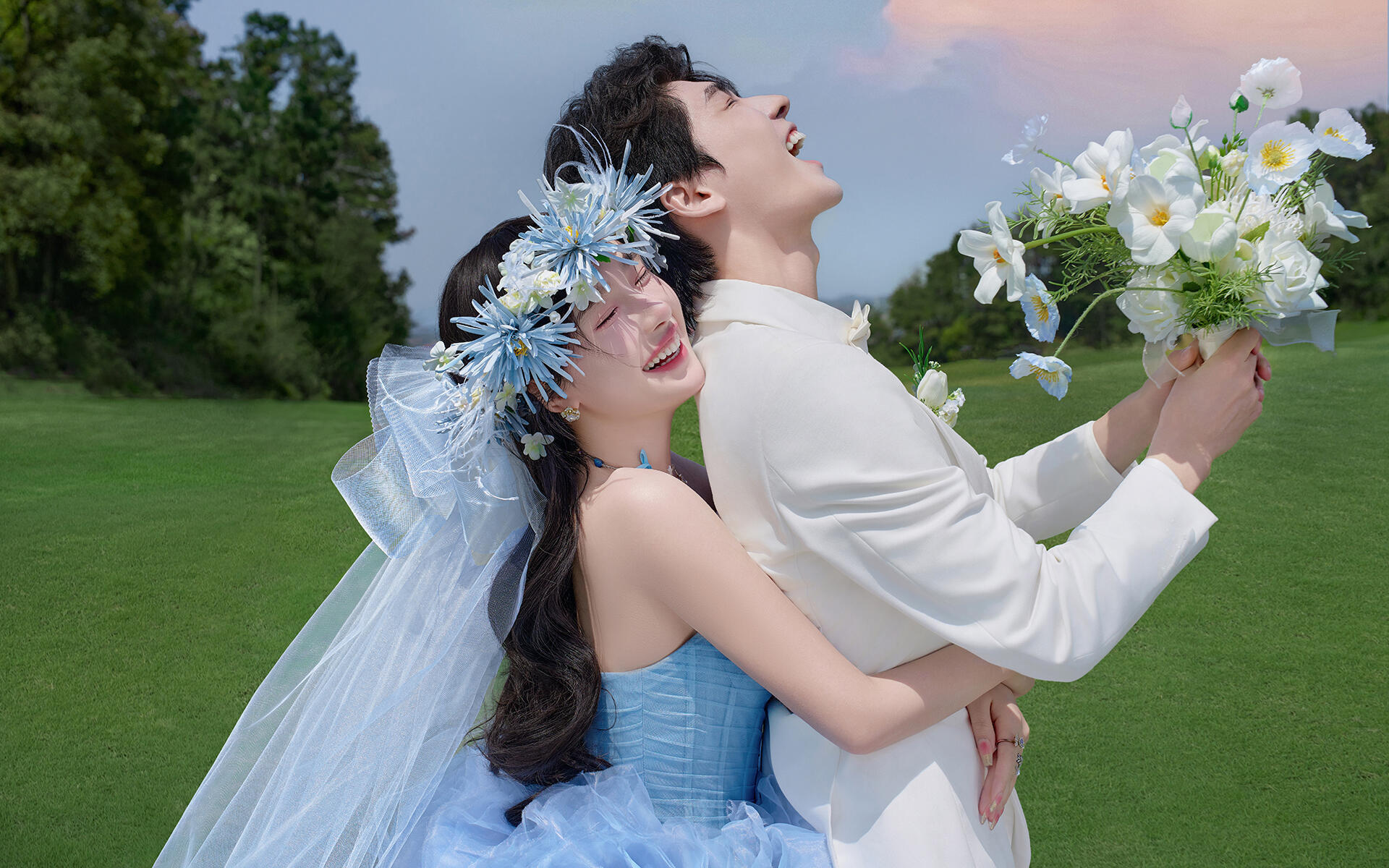 🌿草坪蓝色公主👰🏻​我在等你🥰也在等风