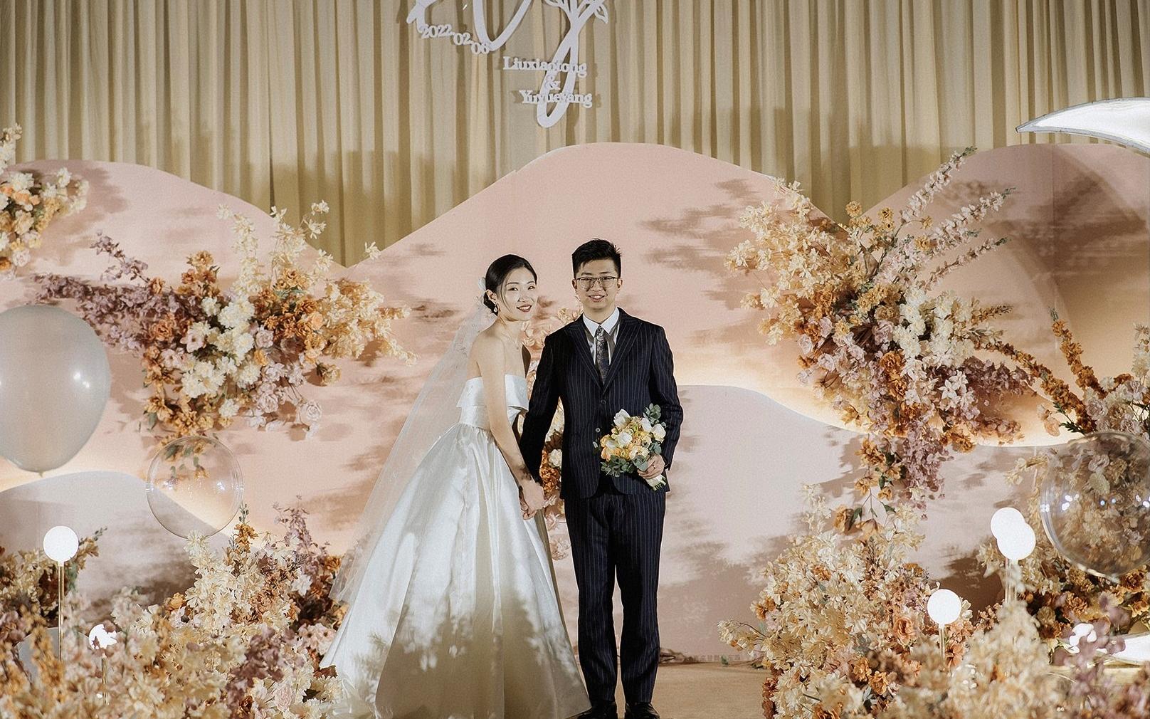 莫兰迪撞色复古婚礼/室内婚礼