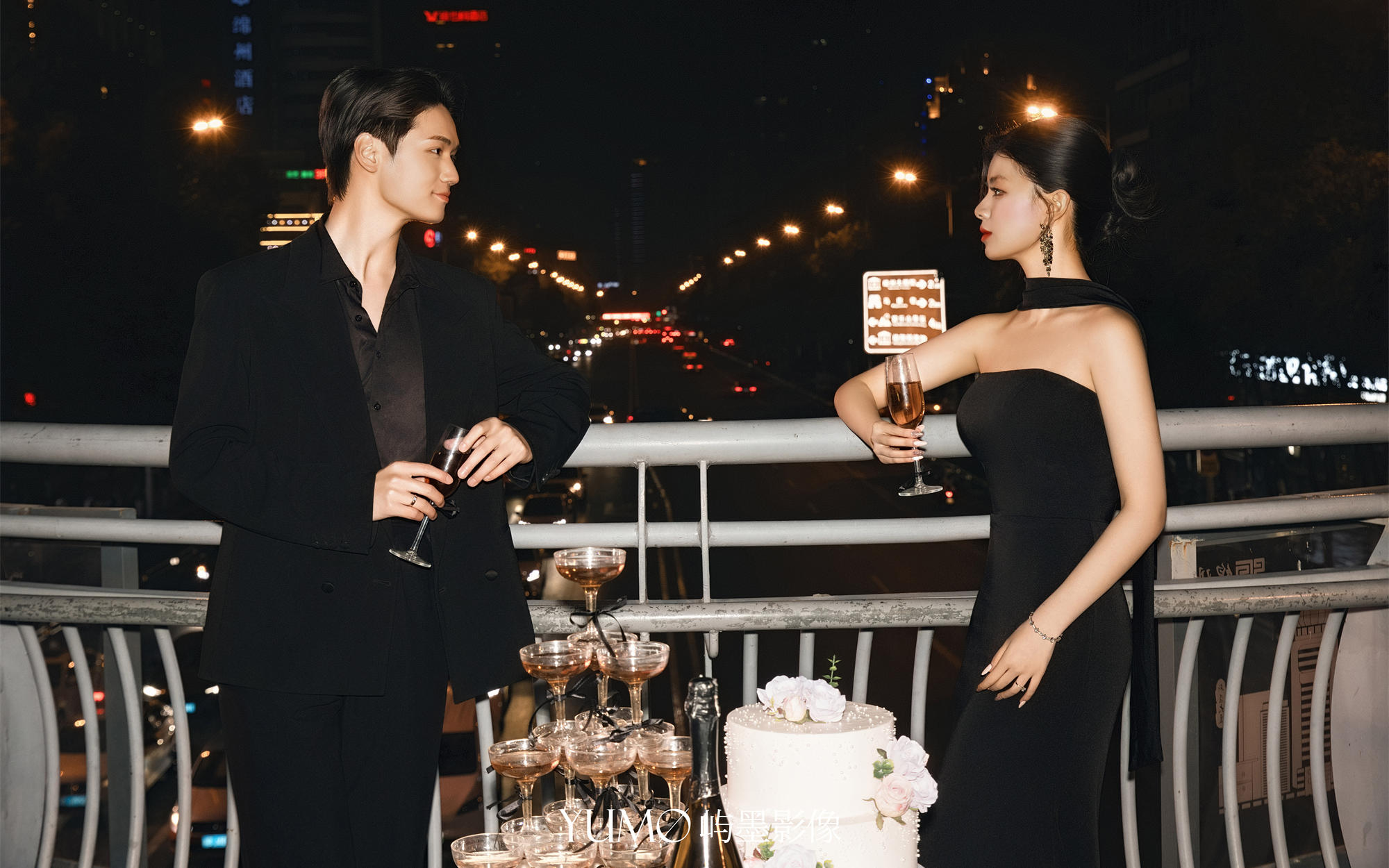 屿墨影像｜夜景婚纱照｜夜色为证，烟火成诗