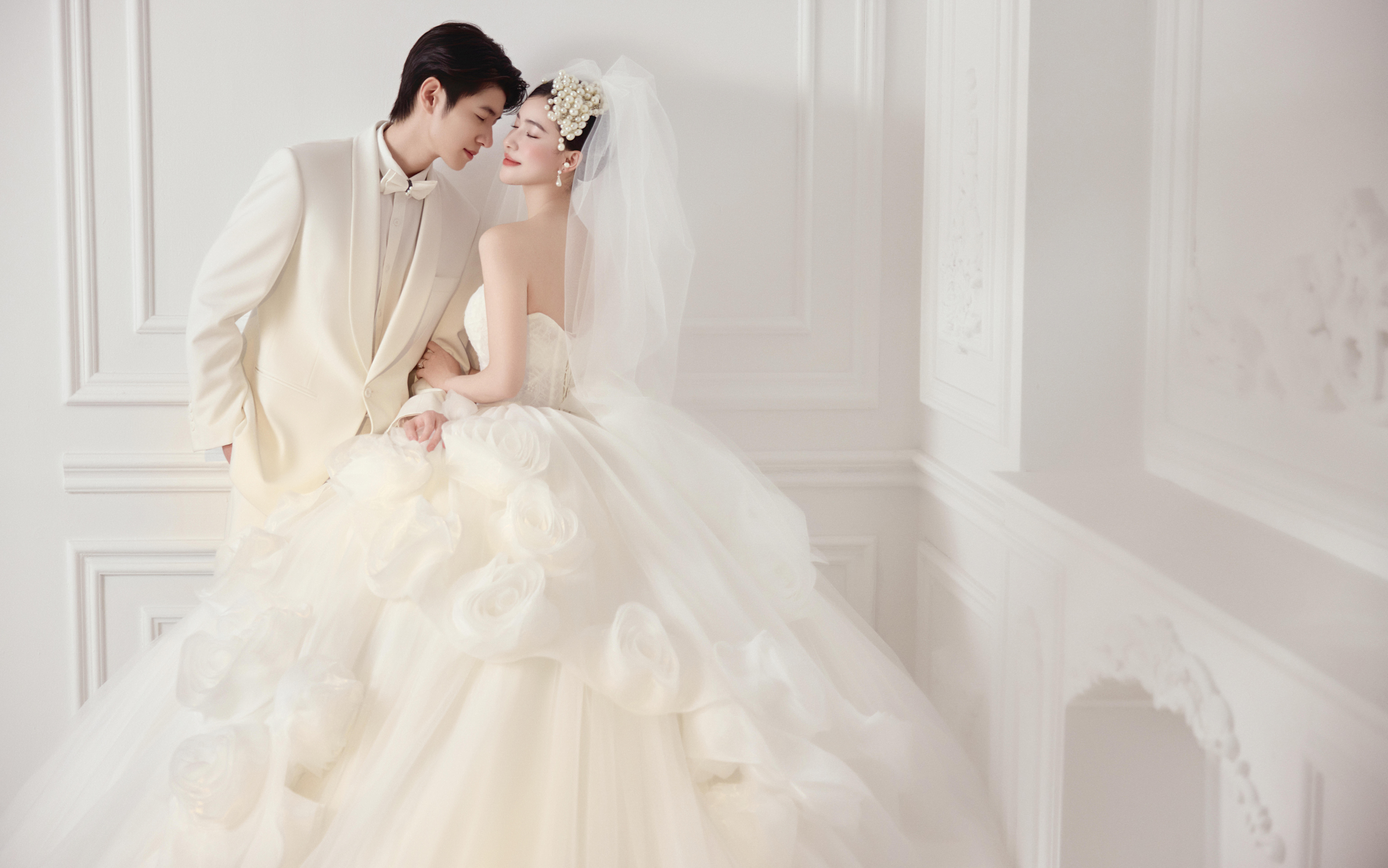 歐若拉  |   高定輕奢