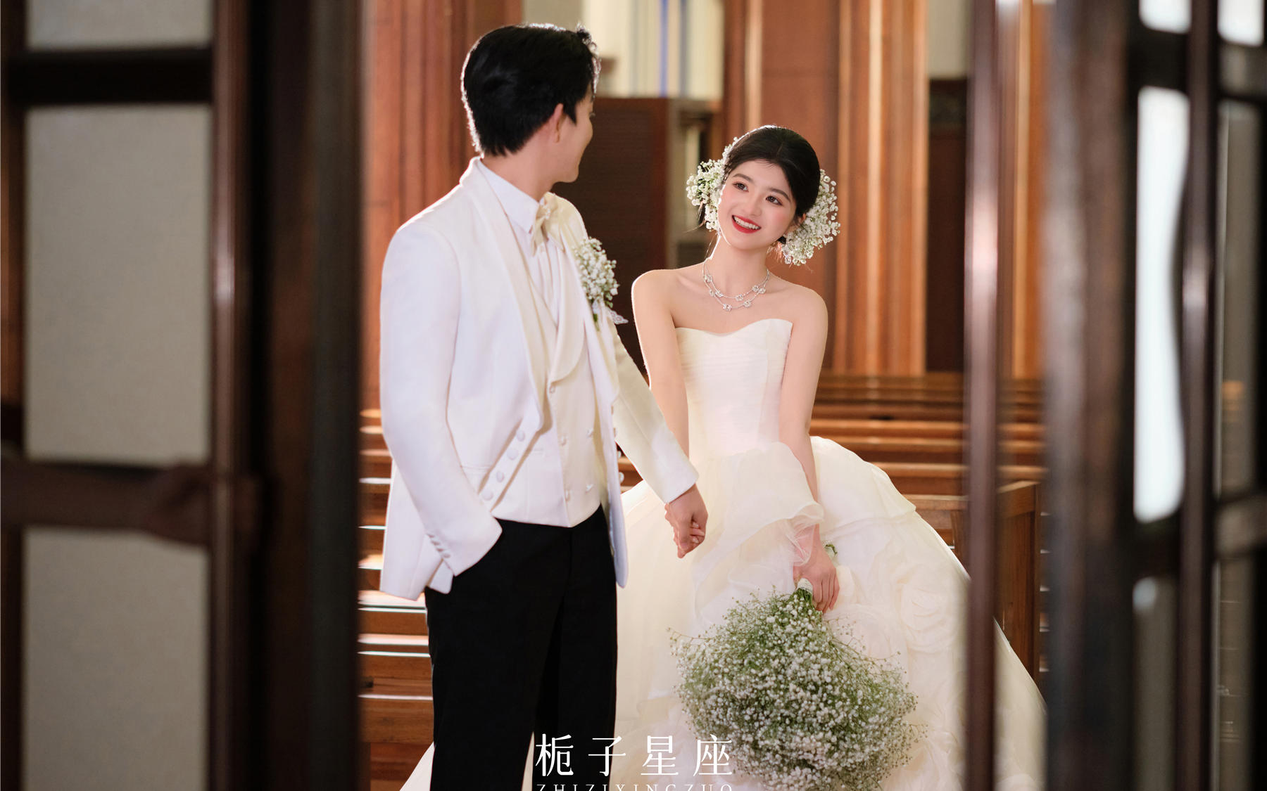 教堂婚紗照｜愛是具象的星光，你是落在我生命里的詩