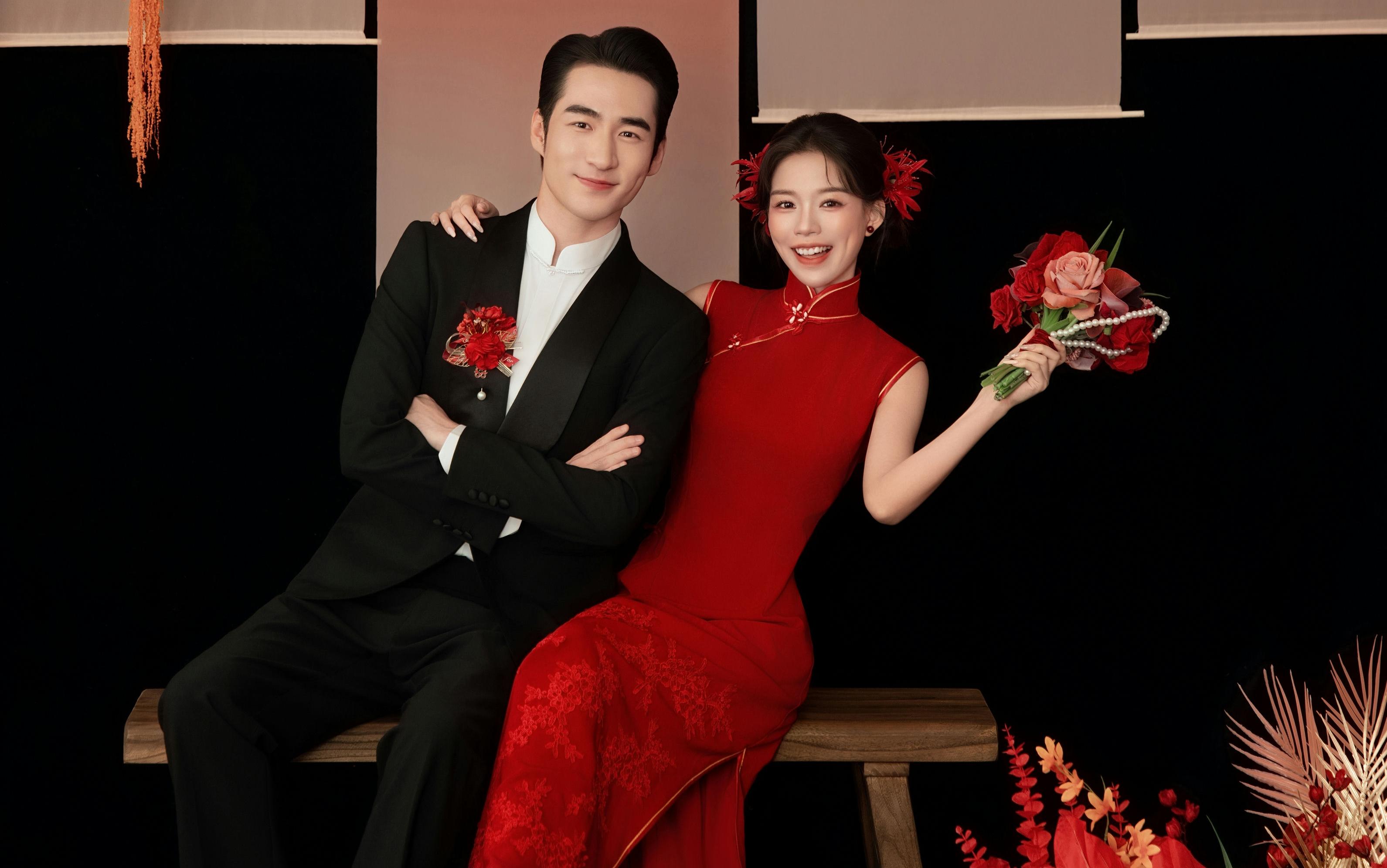 ?甜到誰都能嗑一下的室內(nèi)喜嫁婚紗照