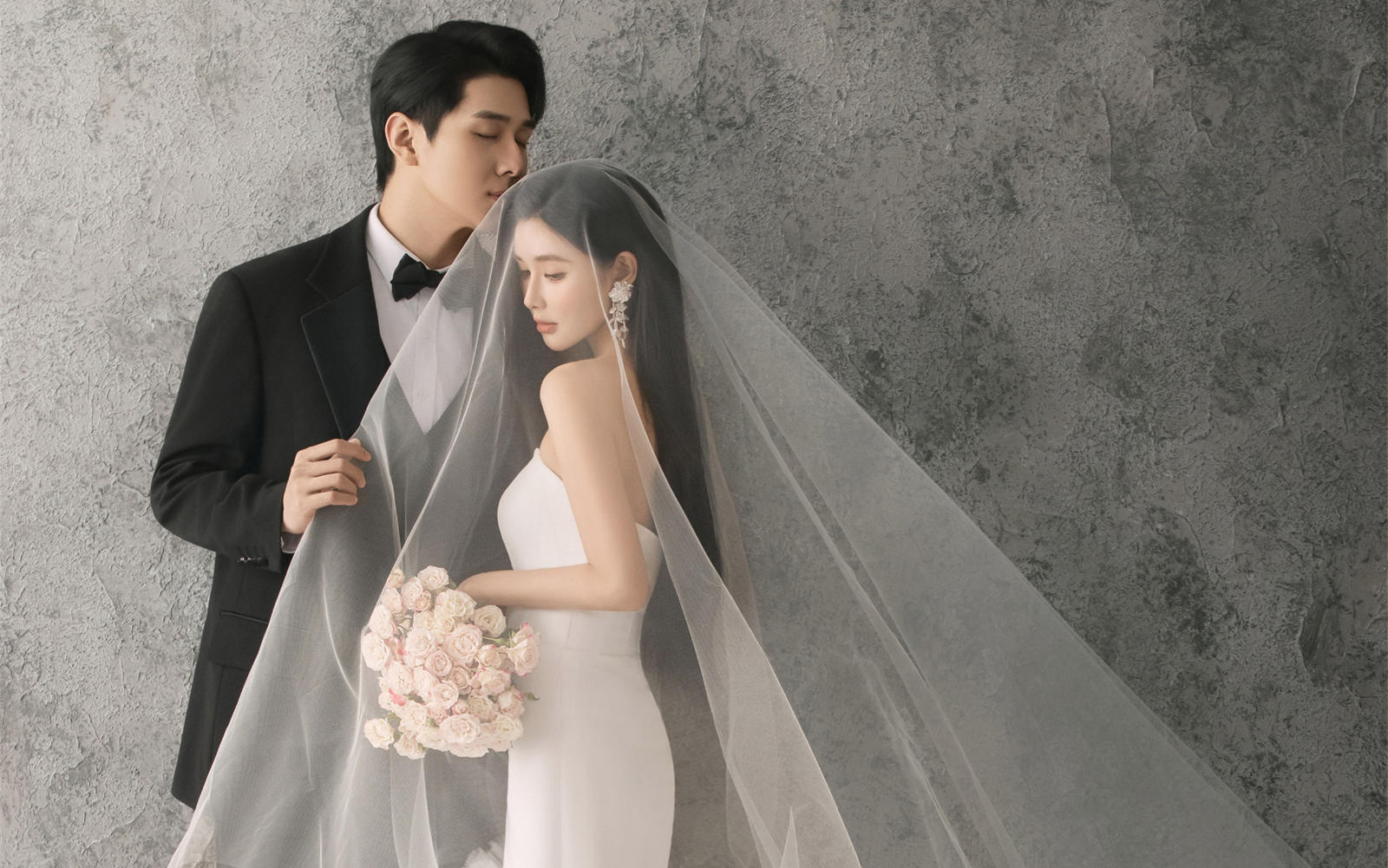 好愛這組油畫婚紗照??氛圍感直接拉滿，美到失語！