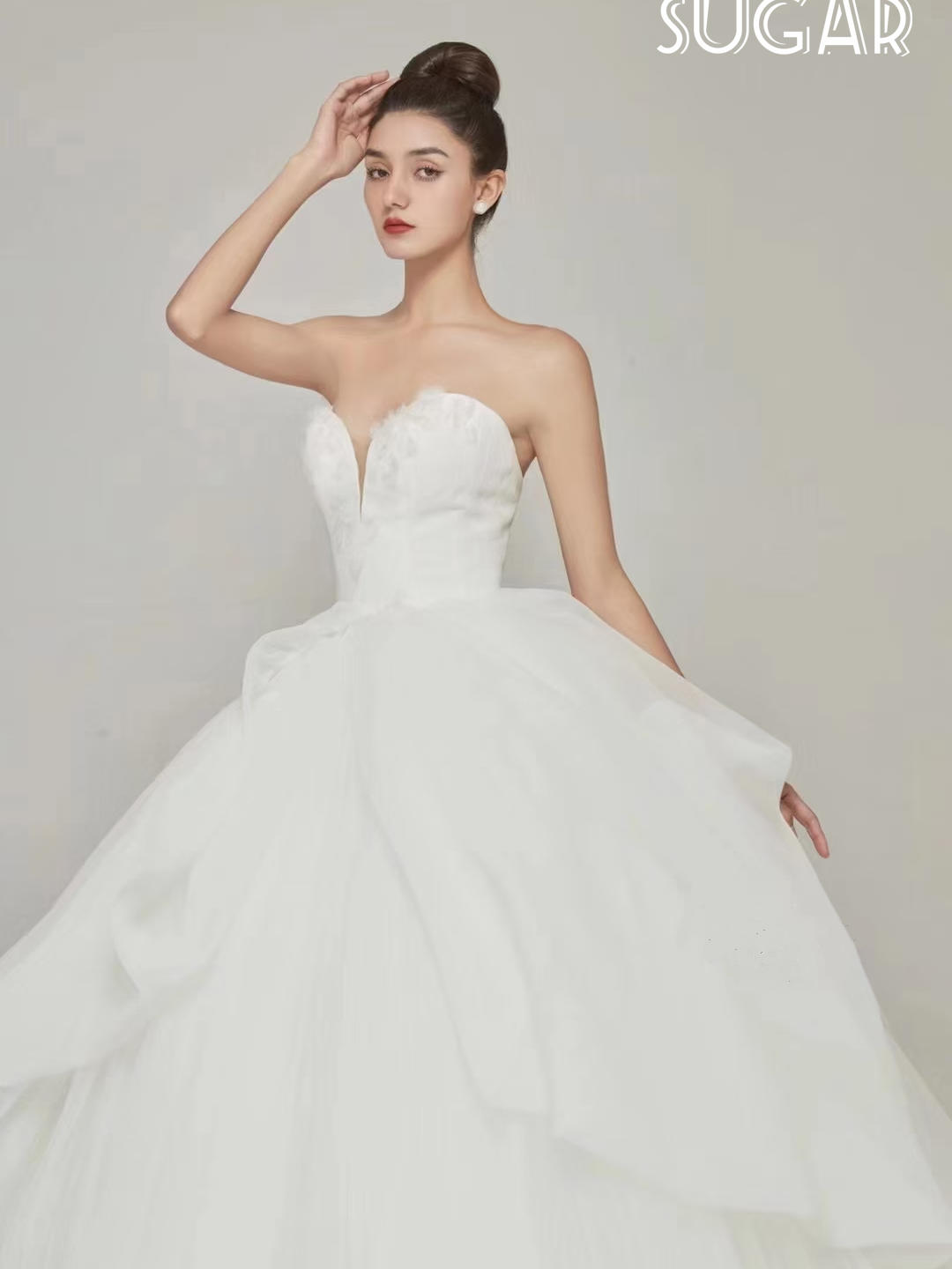 法式 高级缎面性感V领主纱