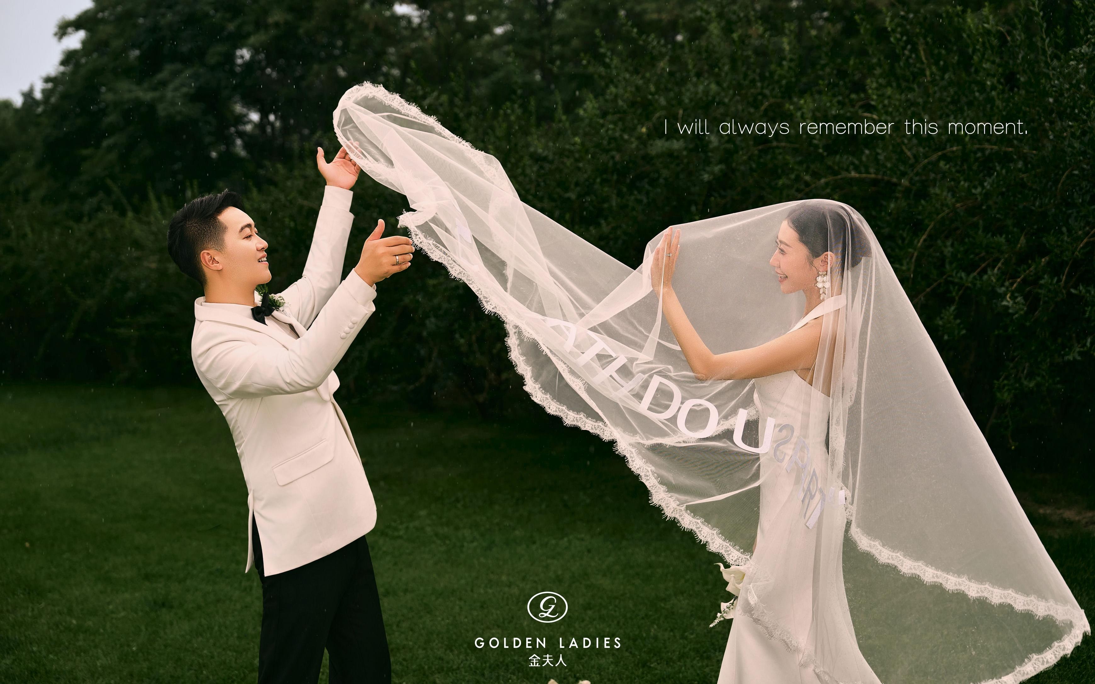 我的婚紗照??會(huì)永遠(yuǎn)記住這個(gè)瞬間