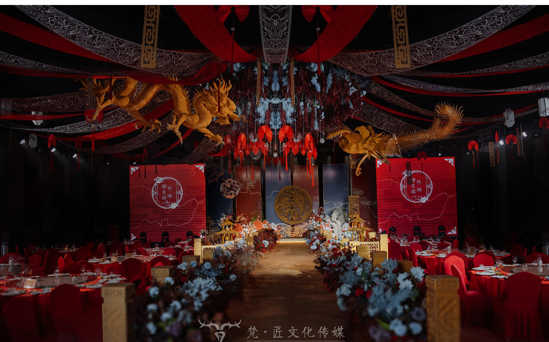 梵匠婚礼超值套餐||全厅吊顶装饰布置（金牌档）