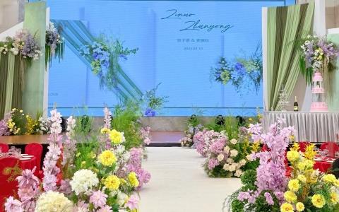 6800电子屏做婚礼背景的韩式婚礼也可以很高级