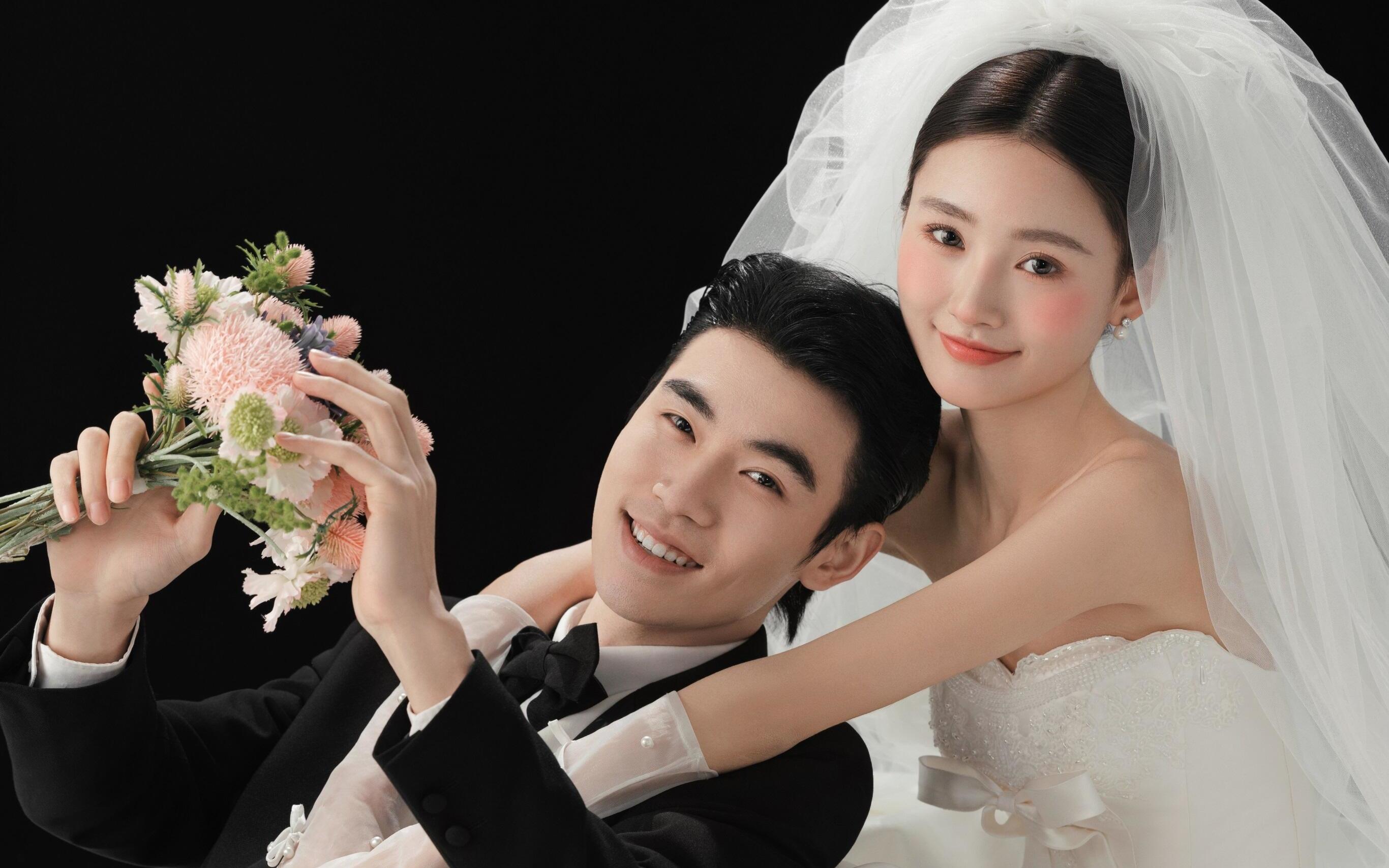 极简黑色|韩式婚纱照来了