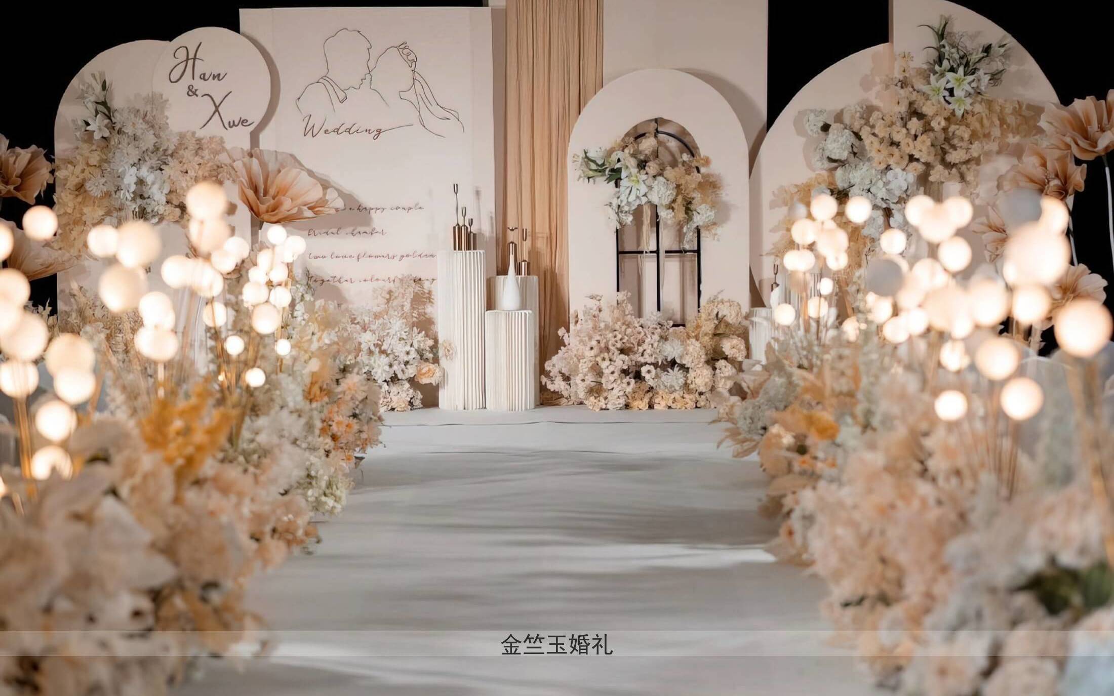 香槟色泽，优雅融入每一处细节