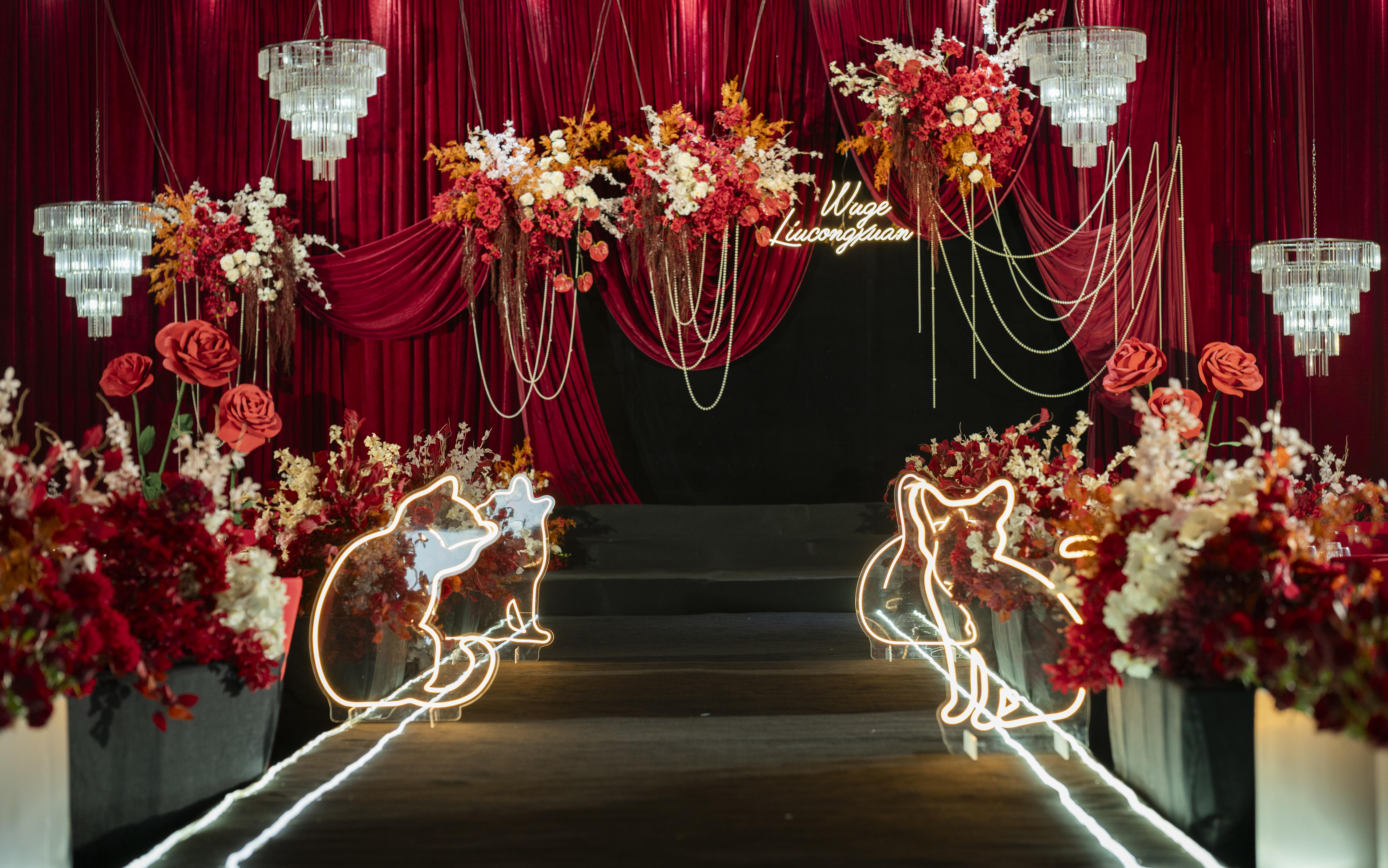 紅色復古主題婚禮丨與你一屋兩貓三餐四季