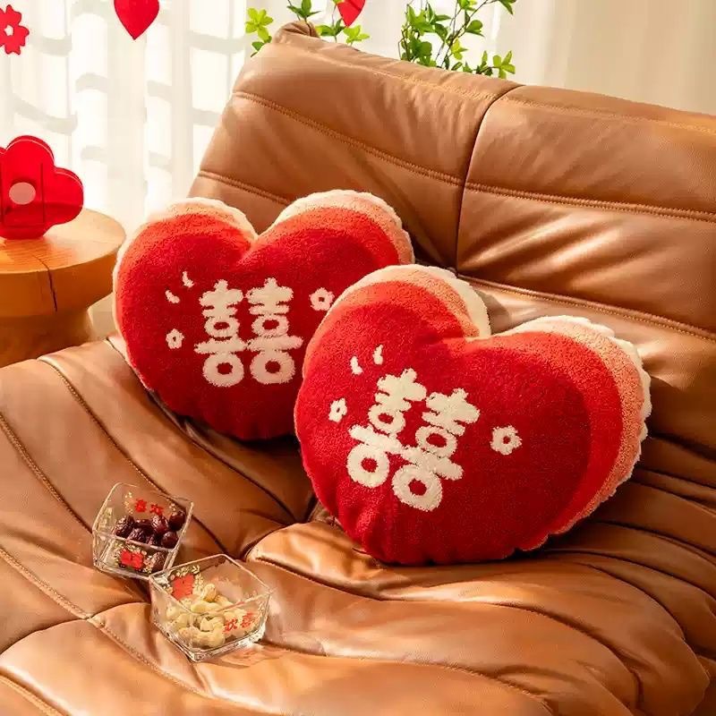 喜庆喜字沙发靠垫