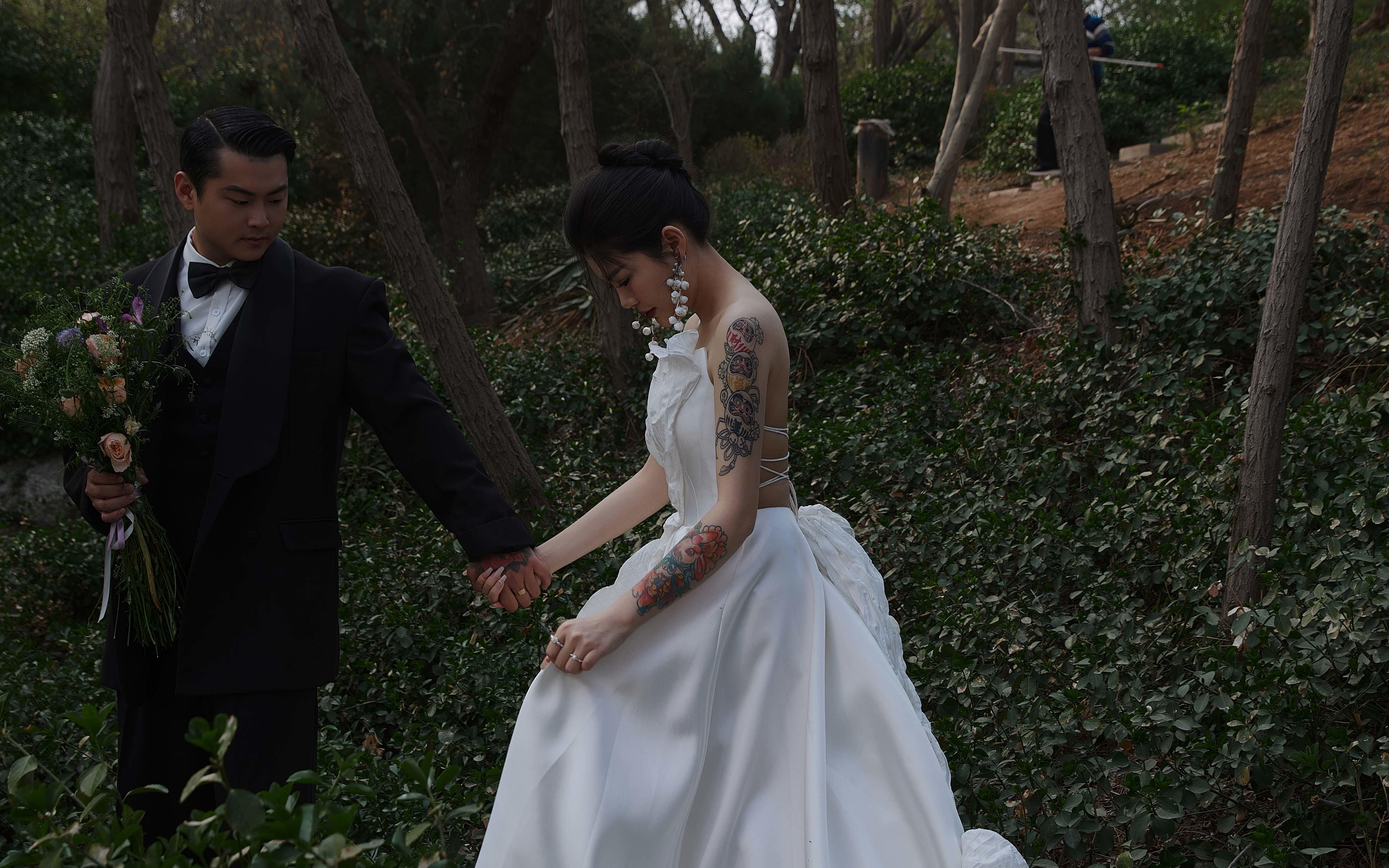 一定要和心爱的人拍一次氛围感森系婚纱照-