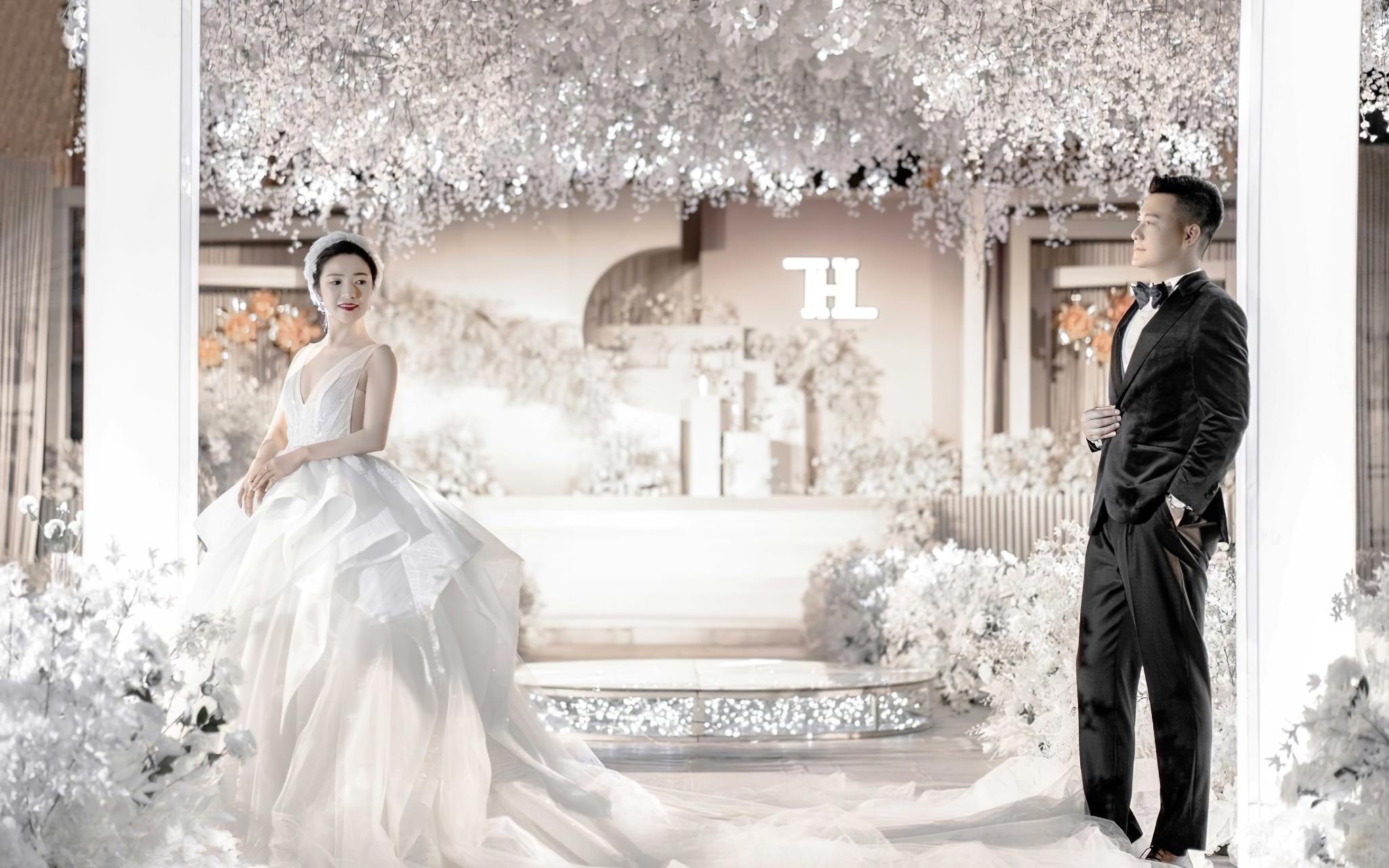 概念婚礼高级感秀场风质感婚礼