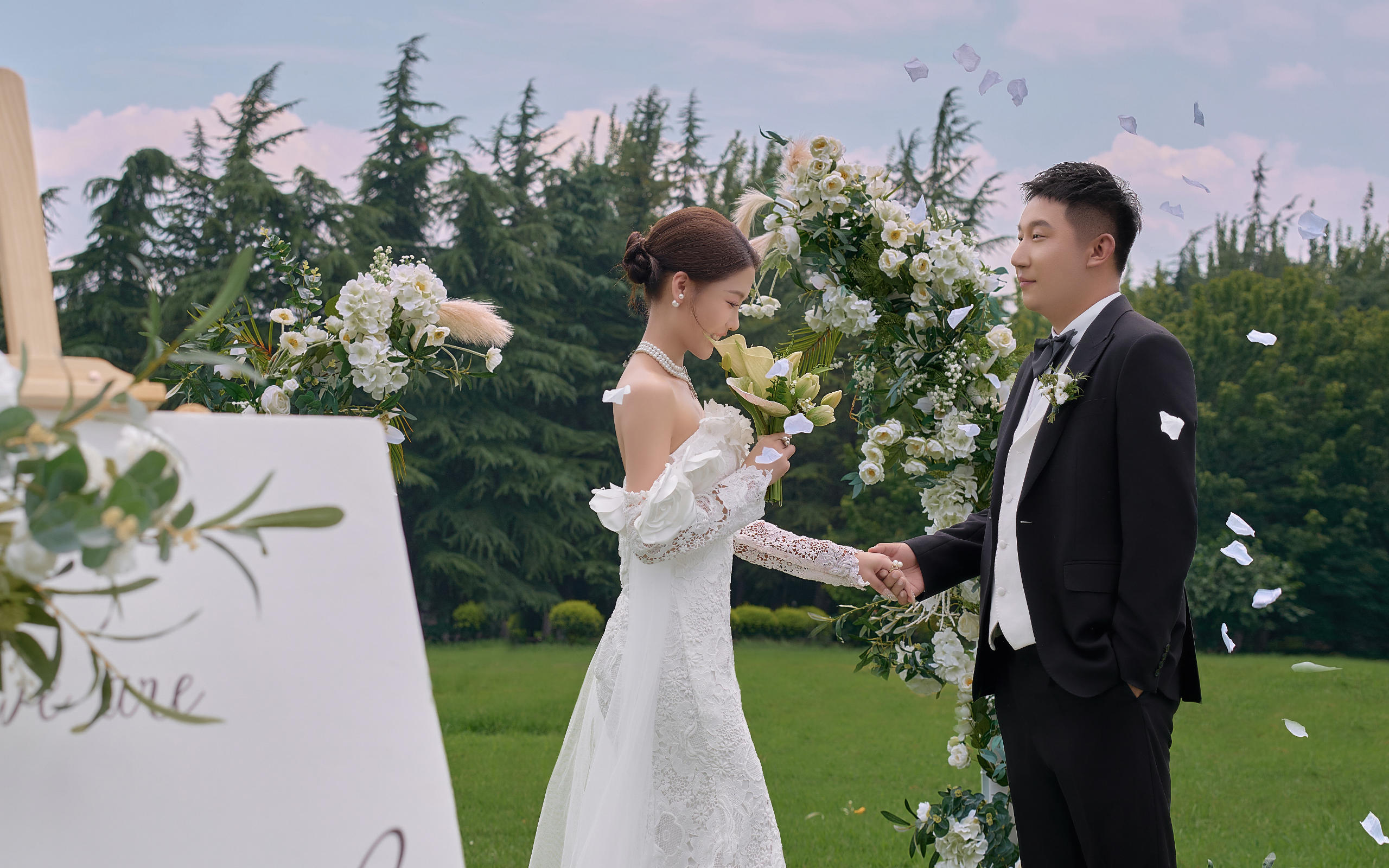 2025年婚禮戶(hù)外草坪