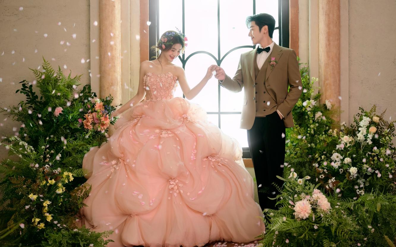 🎀美到心巴上的花房婚纱照来啦?