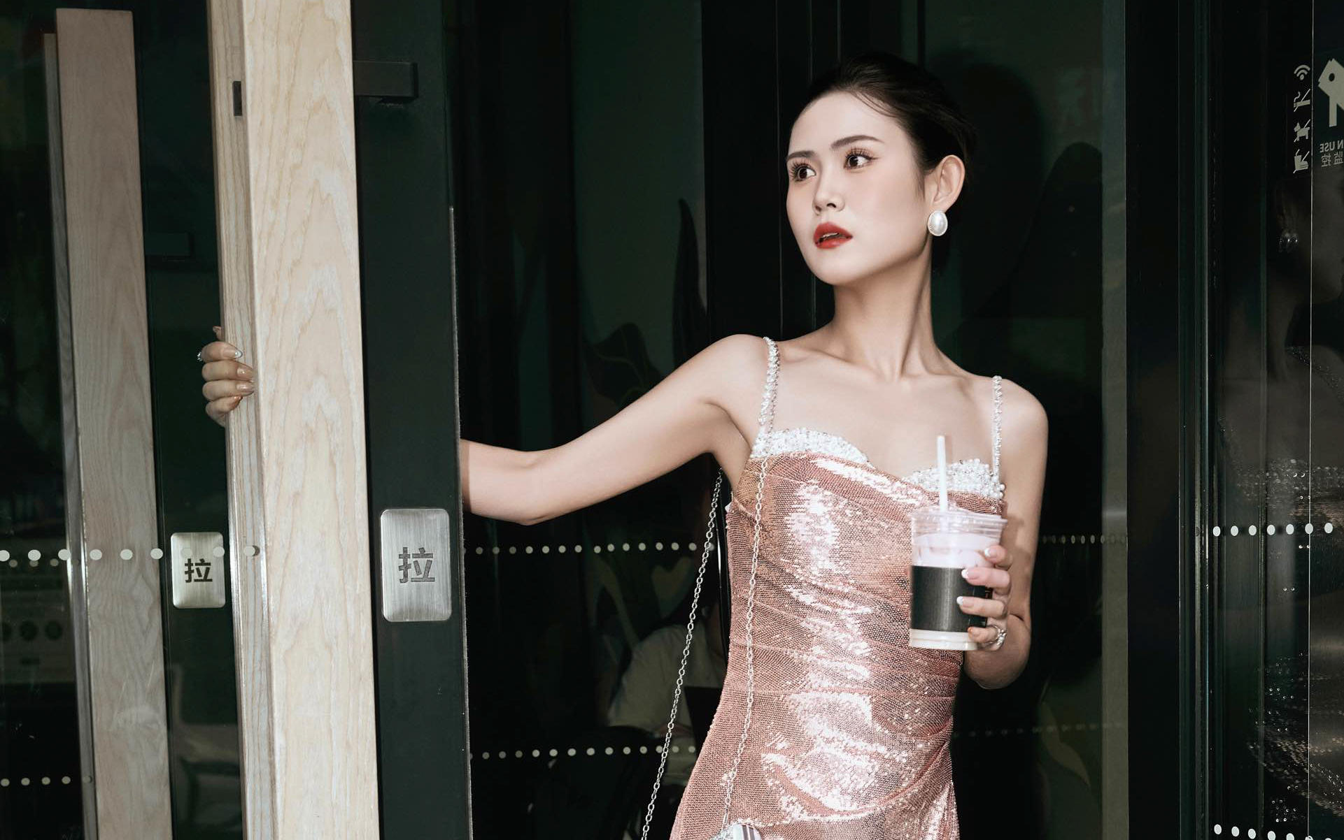 女明星紅毯