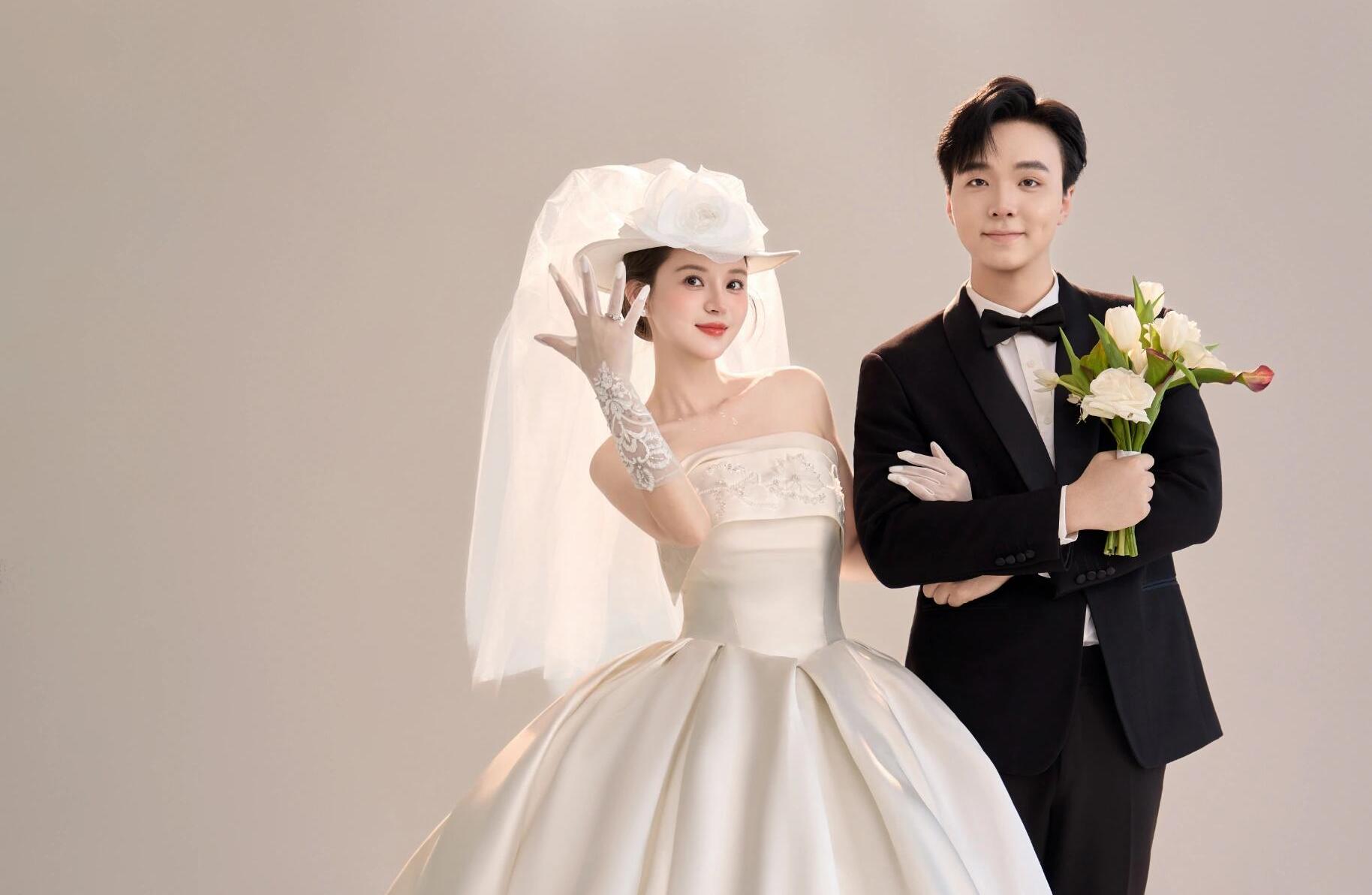 主纱这样拍海报超合适