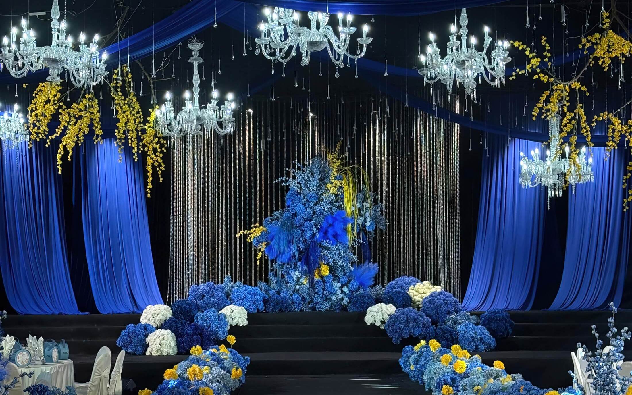 MEMO美慕|蓝色系精致韩式布幔婚礼