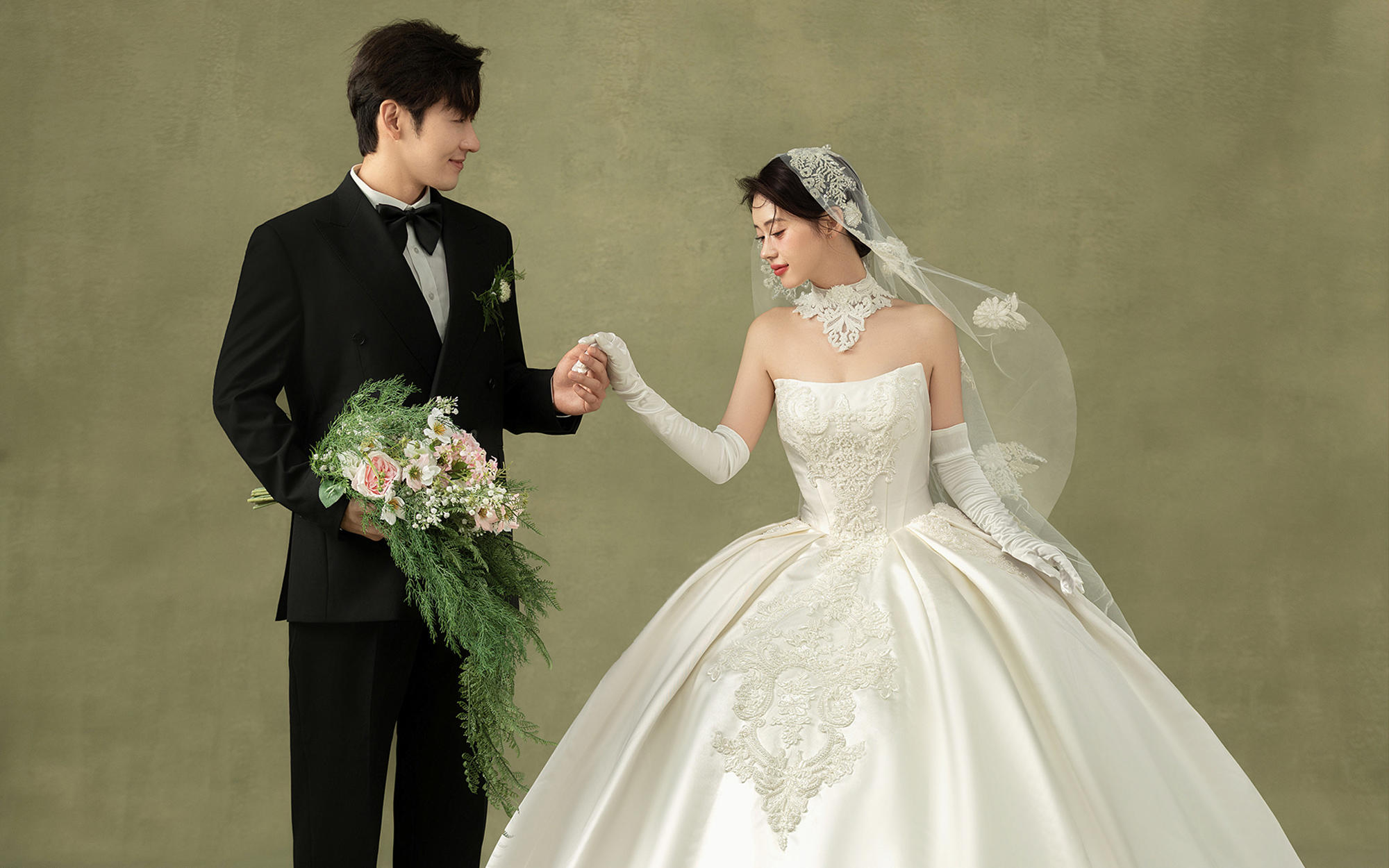 簡單空間里的溫柔對視，愛意在不言中悄然滿溢??