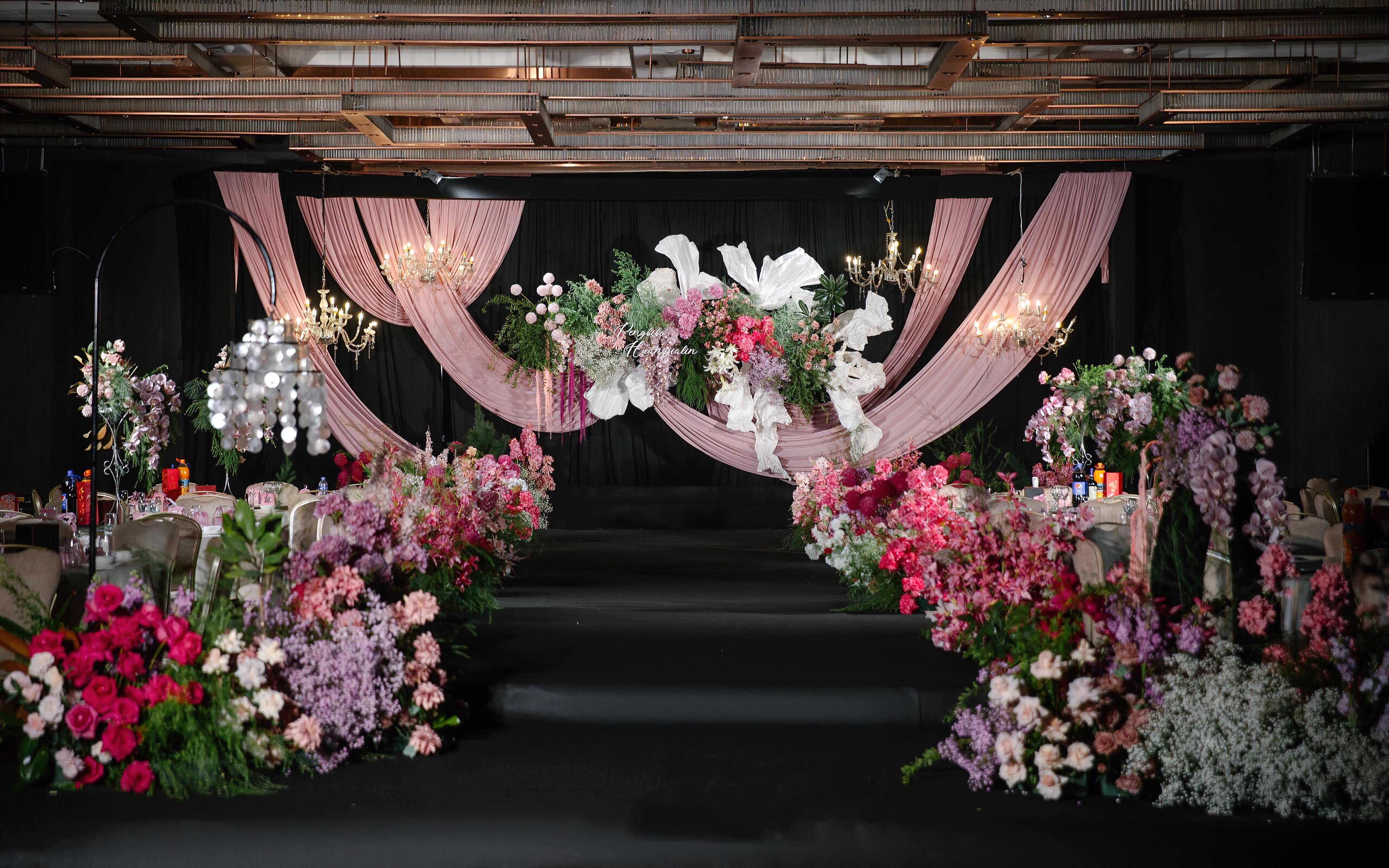 2026年 流行款 粉色布藝風(fēng)格婚禮 