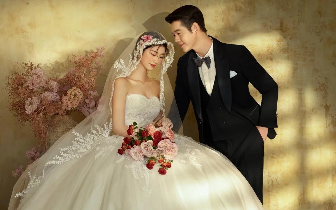 ?解鎖法式婚紗照｜氤氳光影中的永恒瞬間?