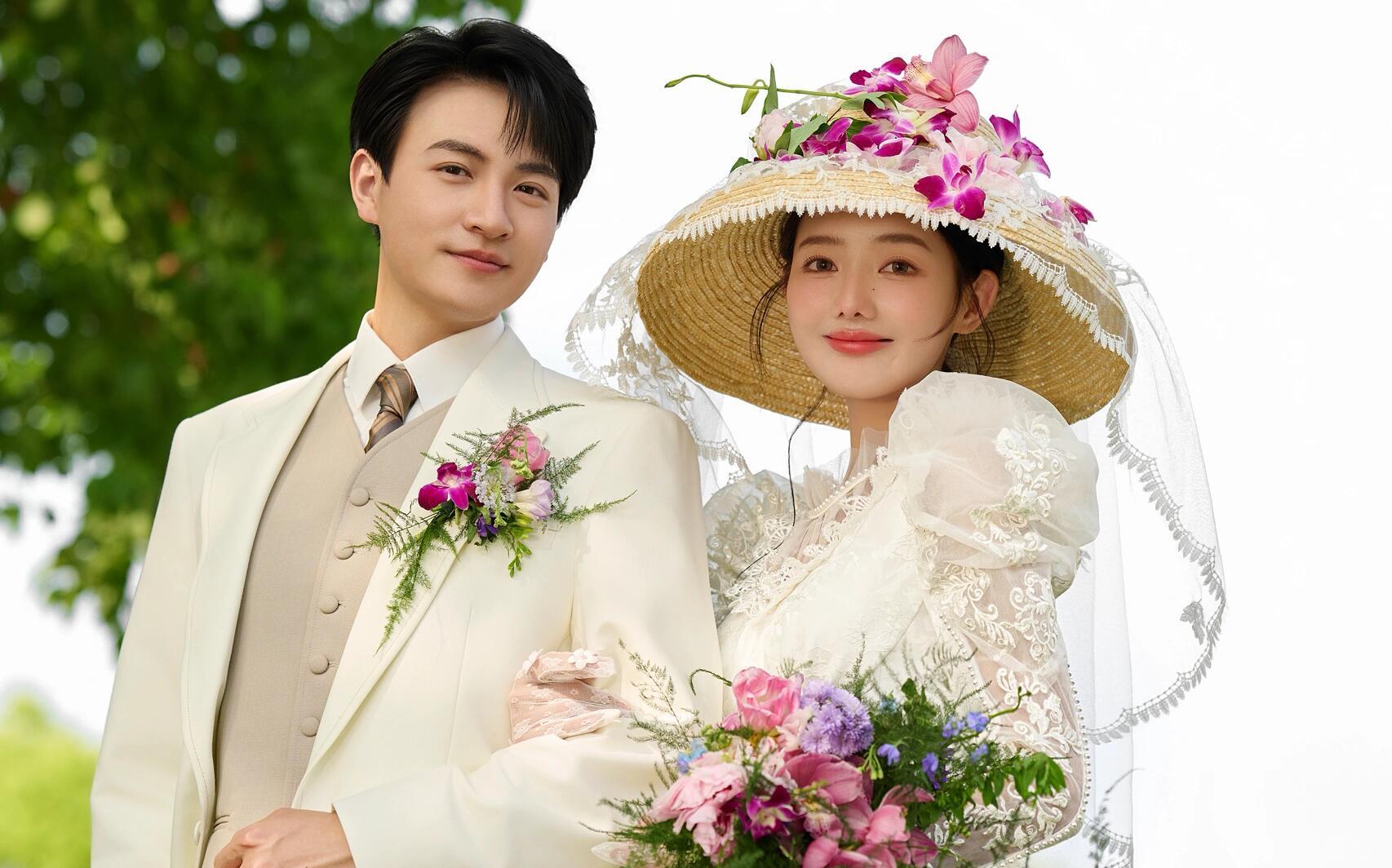 法式復(fù)古婚紗照｜把莫奈花園穿在身上