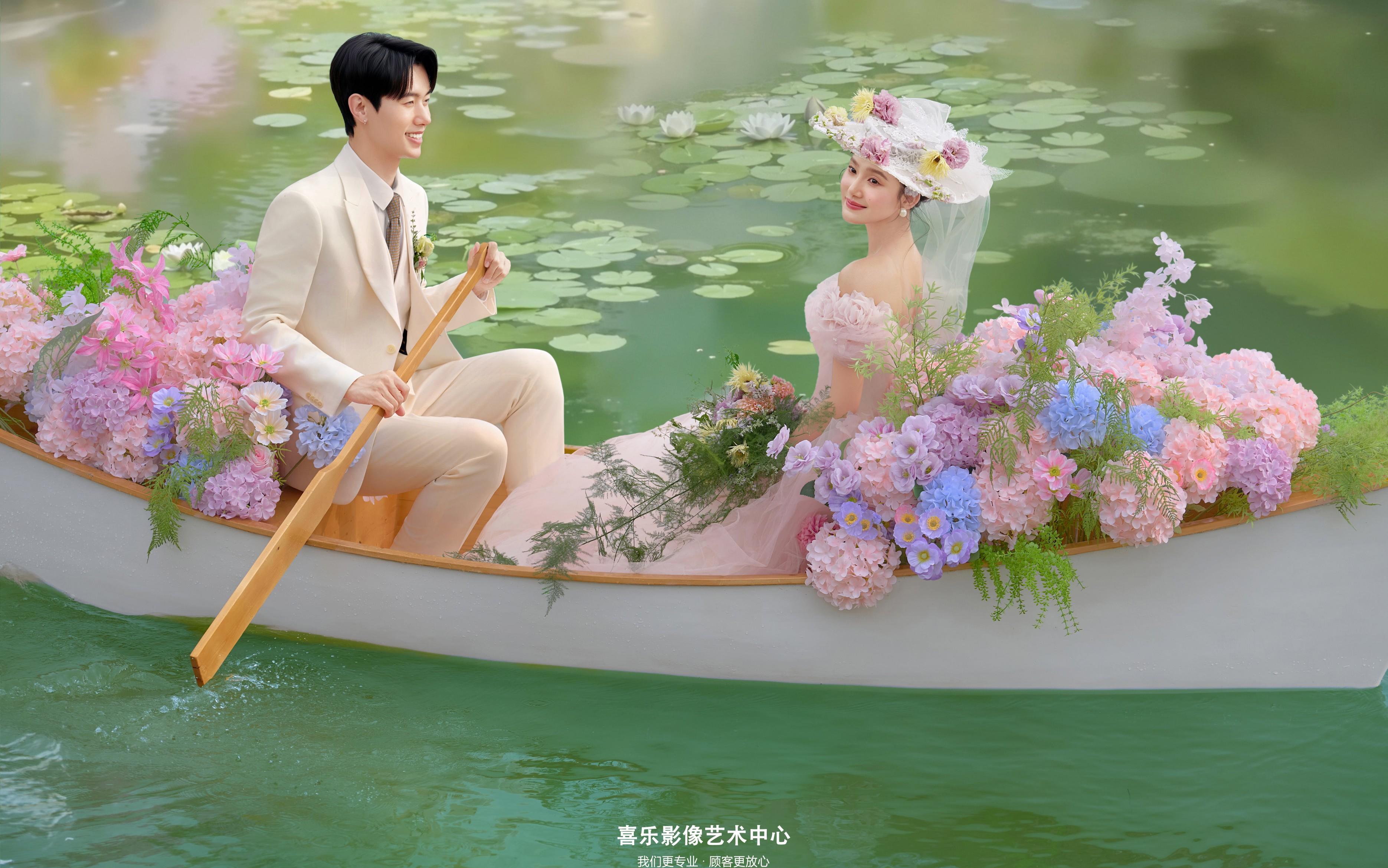 湖景与花船交织 打造莫奈式梦幻婚照