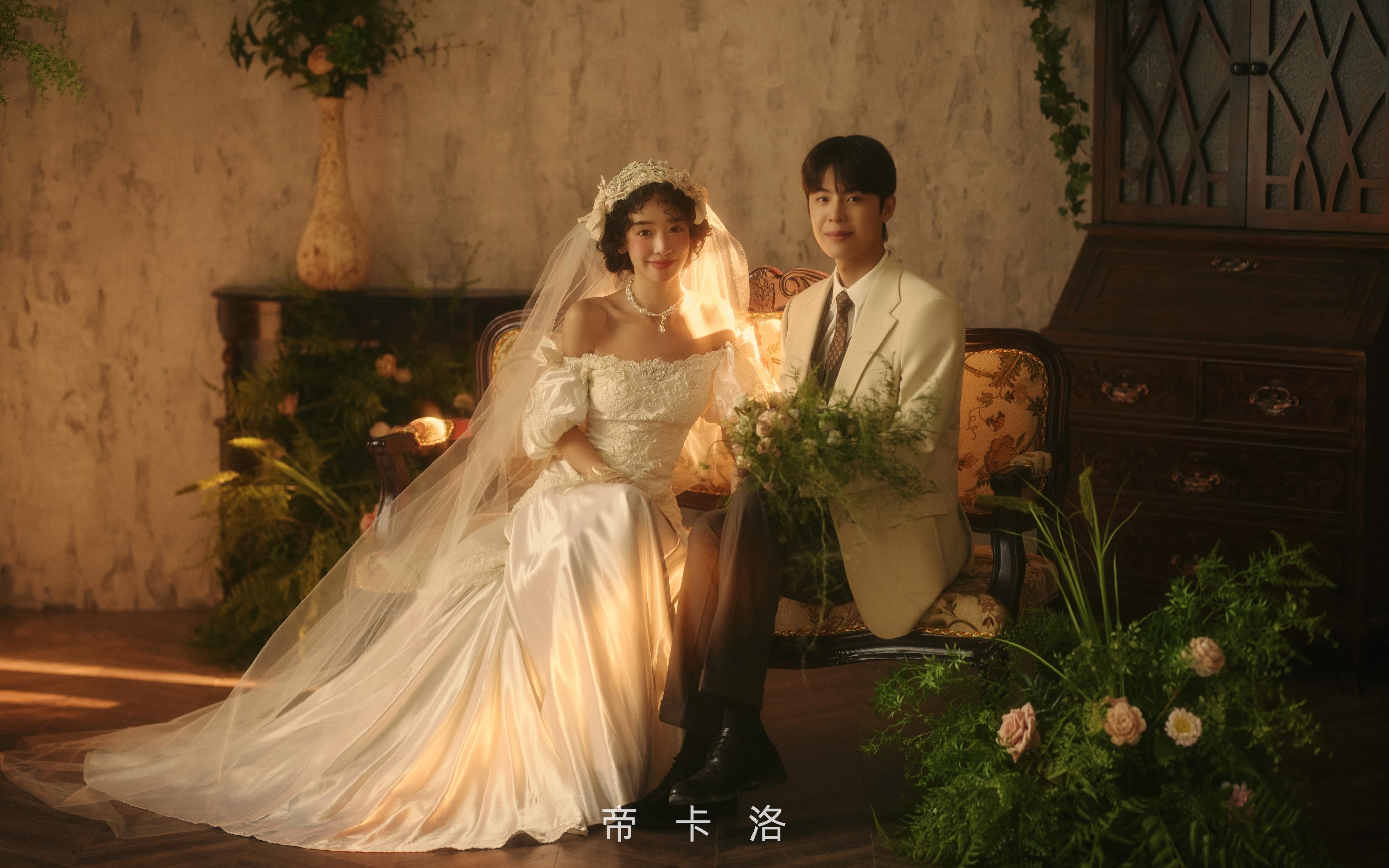 【帝卡洛婚紗攝影】     復(fù)古油畫
