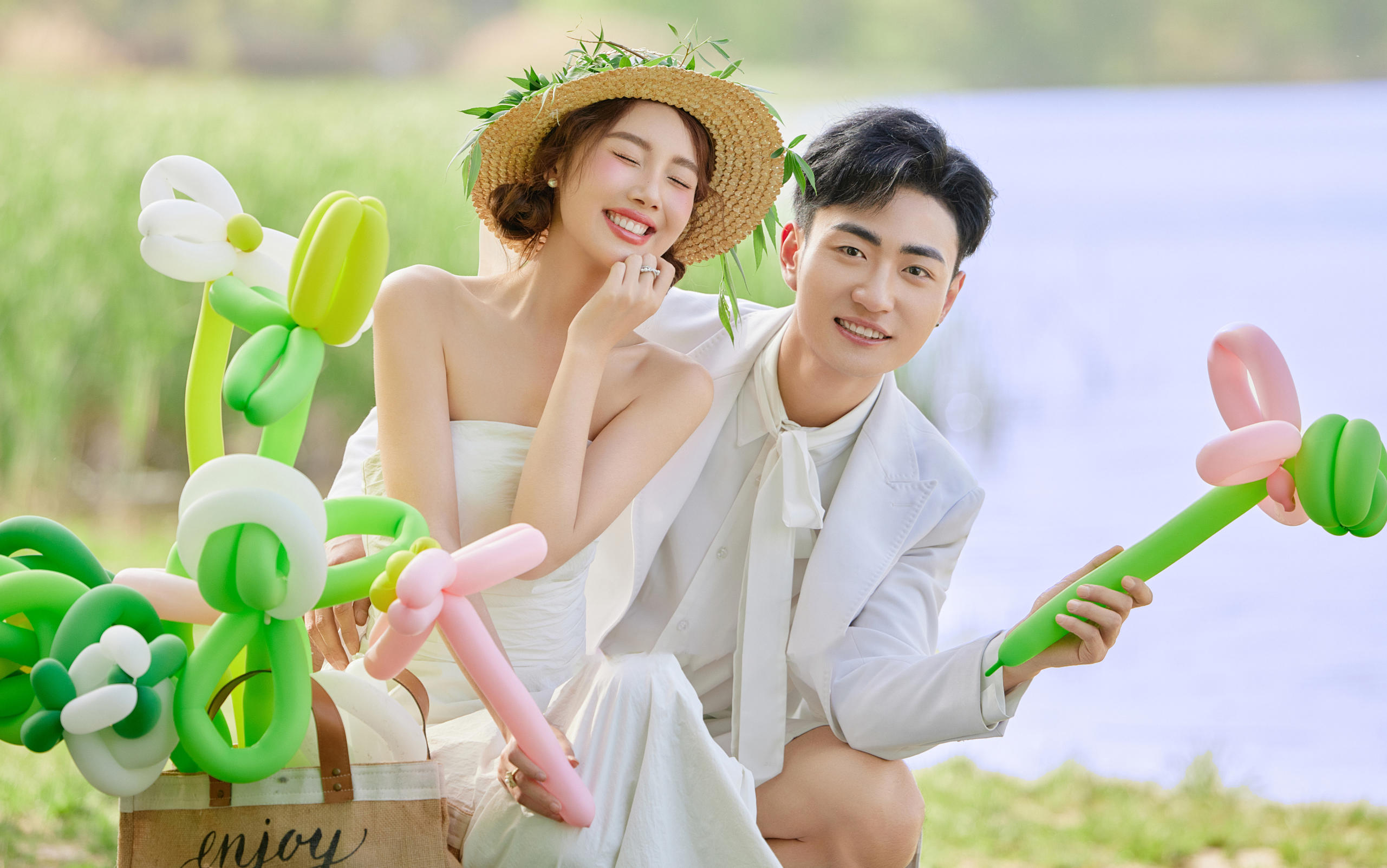 少女心爆棚的草坪婚紗照??誰(shuí)家公主出逃啦！