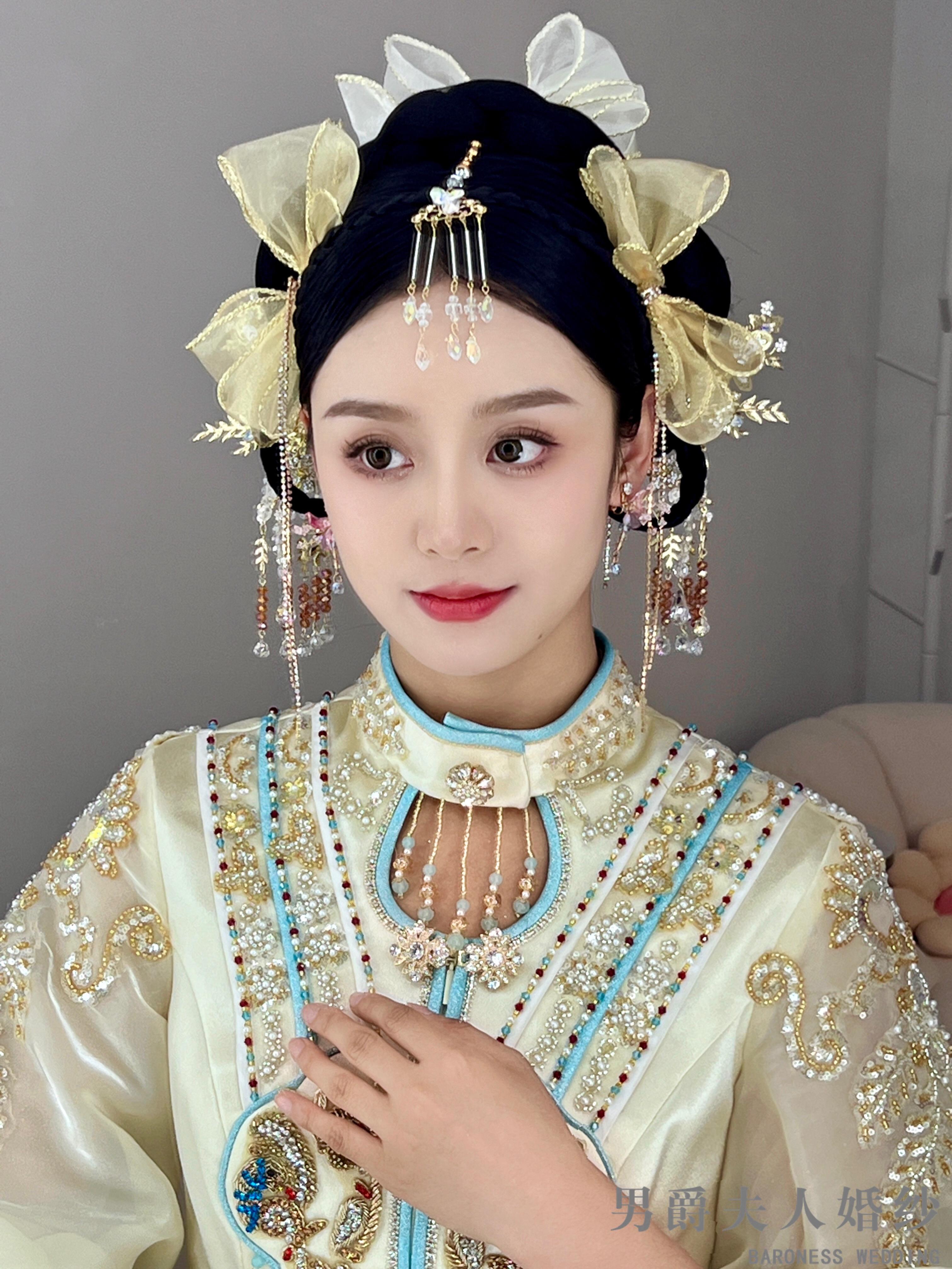 温婉不失乖巧的秀禾造型