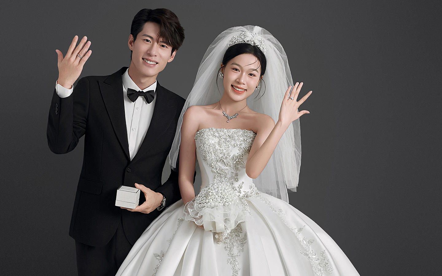 怒推！极简主纱婚纱照每帧都是优雅大片